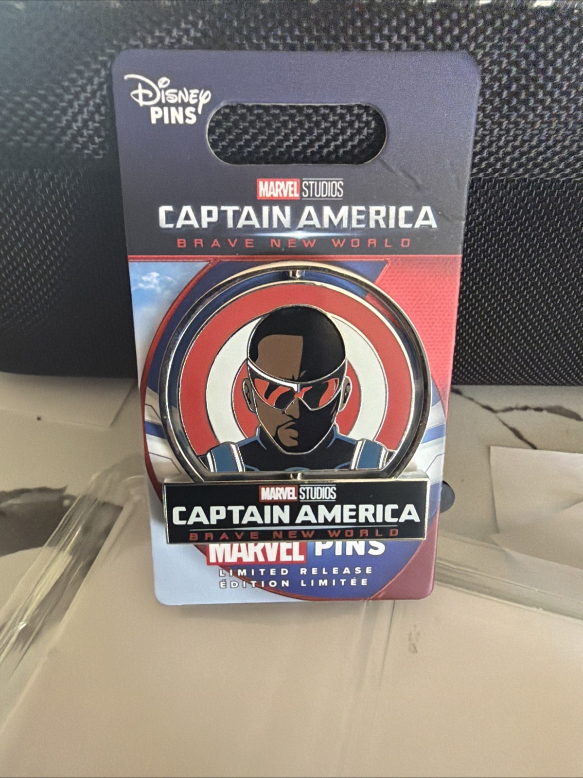 2025 DISNEY MARVEL CAPTAIN AMERICA BRAVE NEW WORLD SAM WILSON SPINNER PIN LR