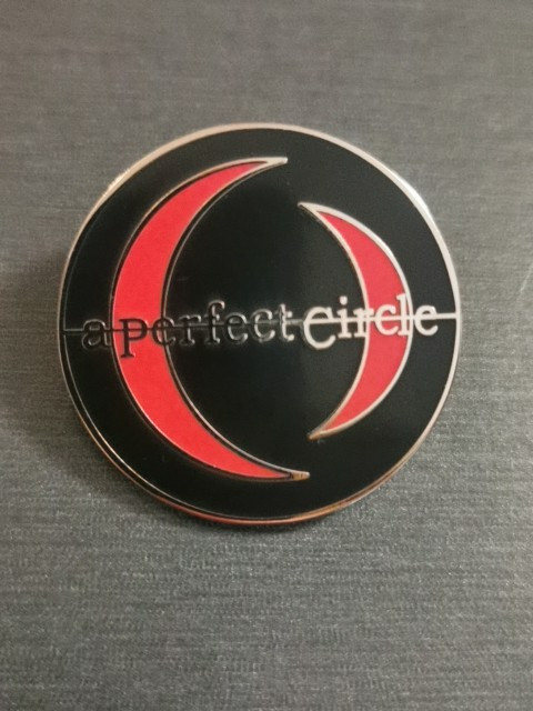 A PERFECT CIRCLE Judith 3 Pounds Weak And Powerless pin Badge Patch New