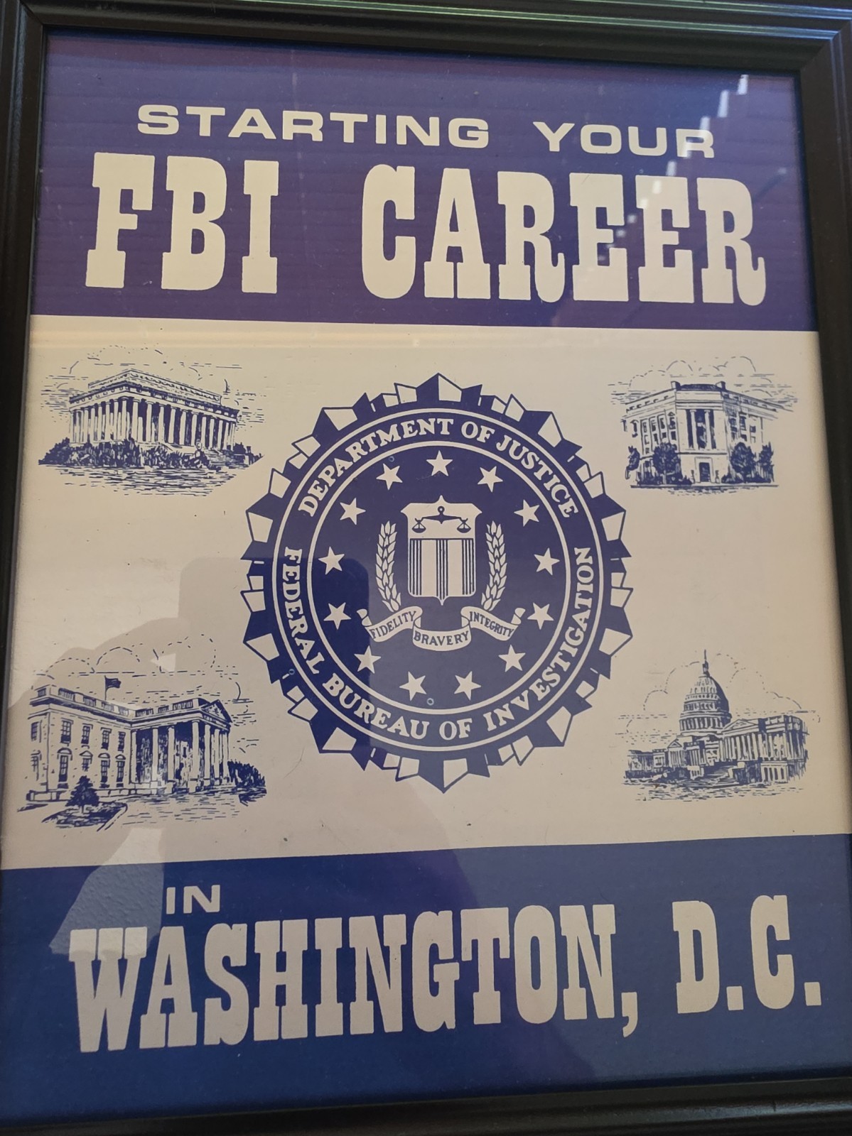 VINTAGE FBI FEDERAL BUREAU  OF INVESTIGATION  WASHINGTON DC RECRUITMENT Brochure