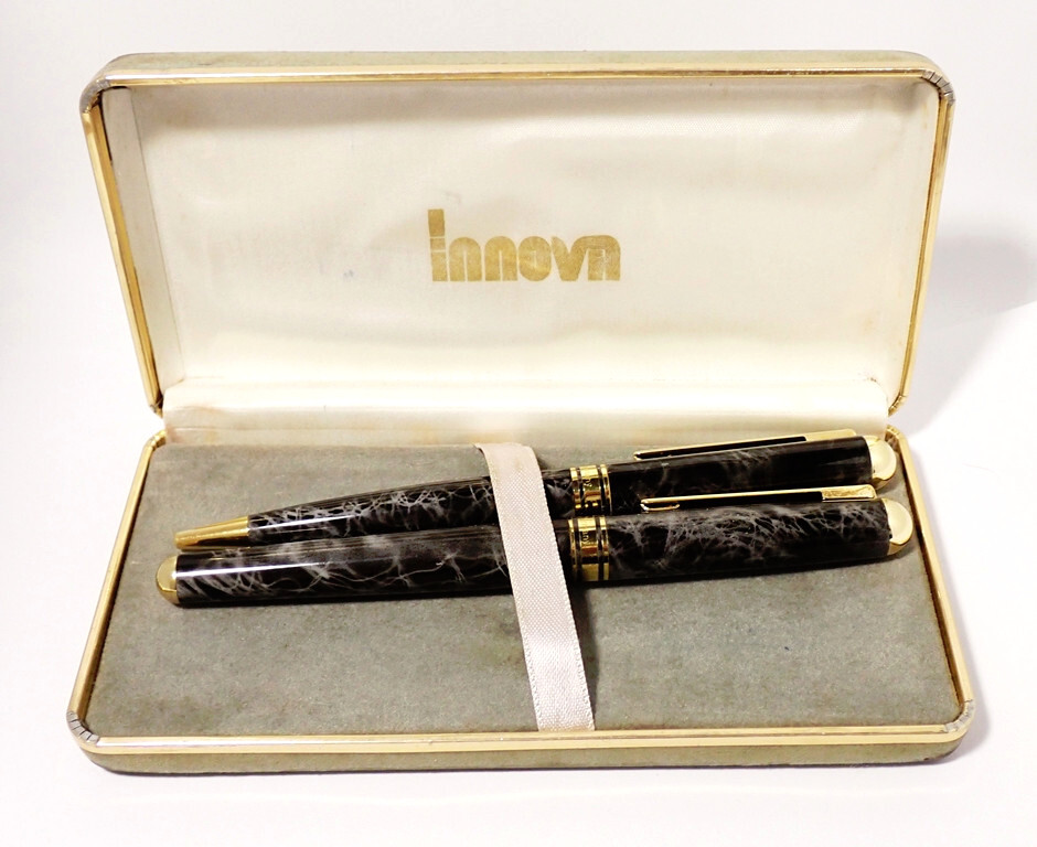 Vintage INNOVA Pen Set of Two Fountain Ballpoint West Germany Writing RARE