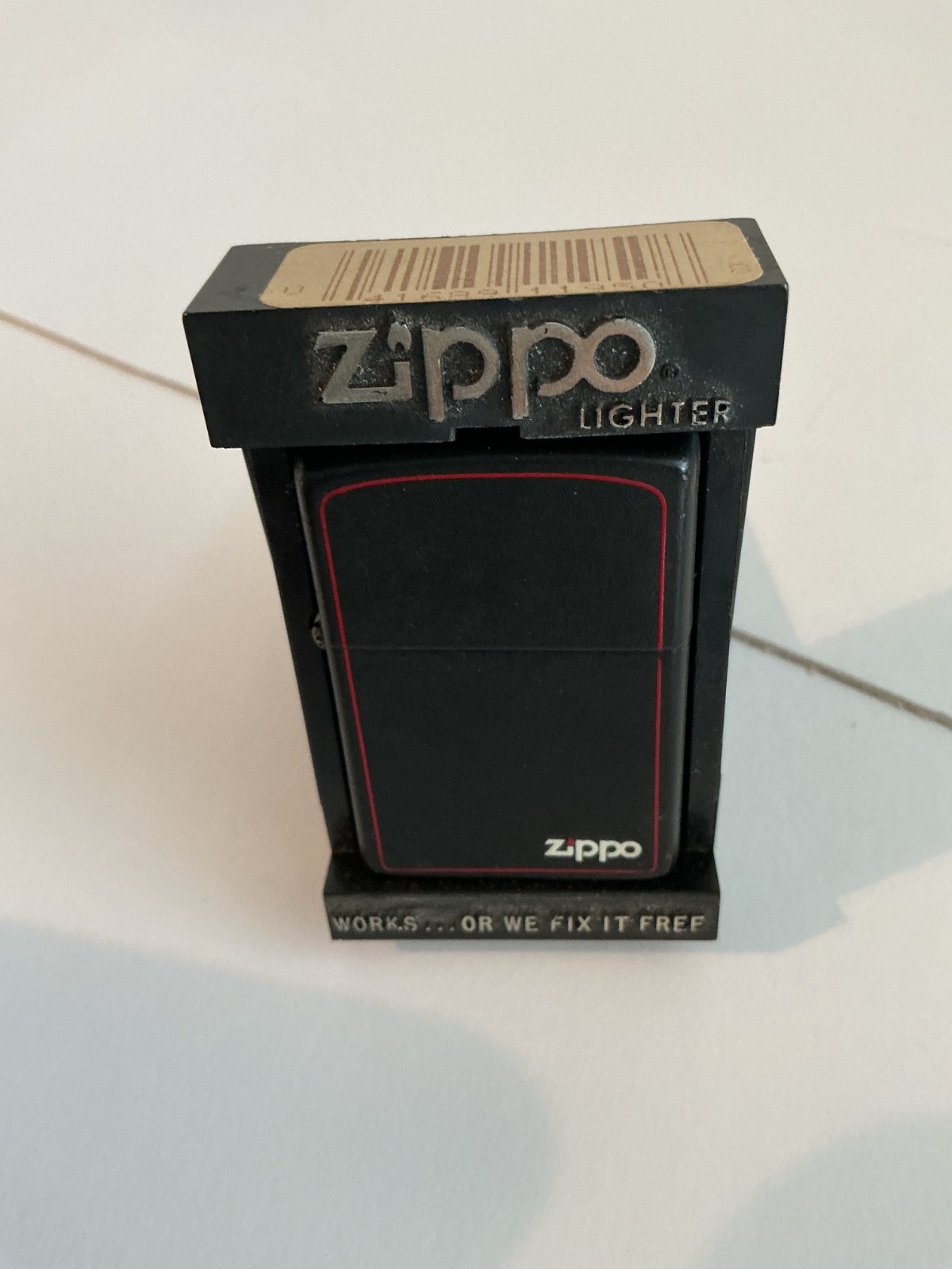 Used ZIPPO 218ZB NERO MATTE  RED BORDER LIGHTER