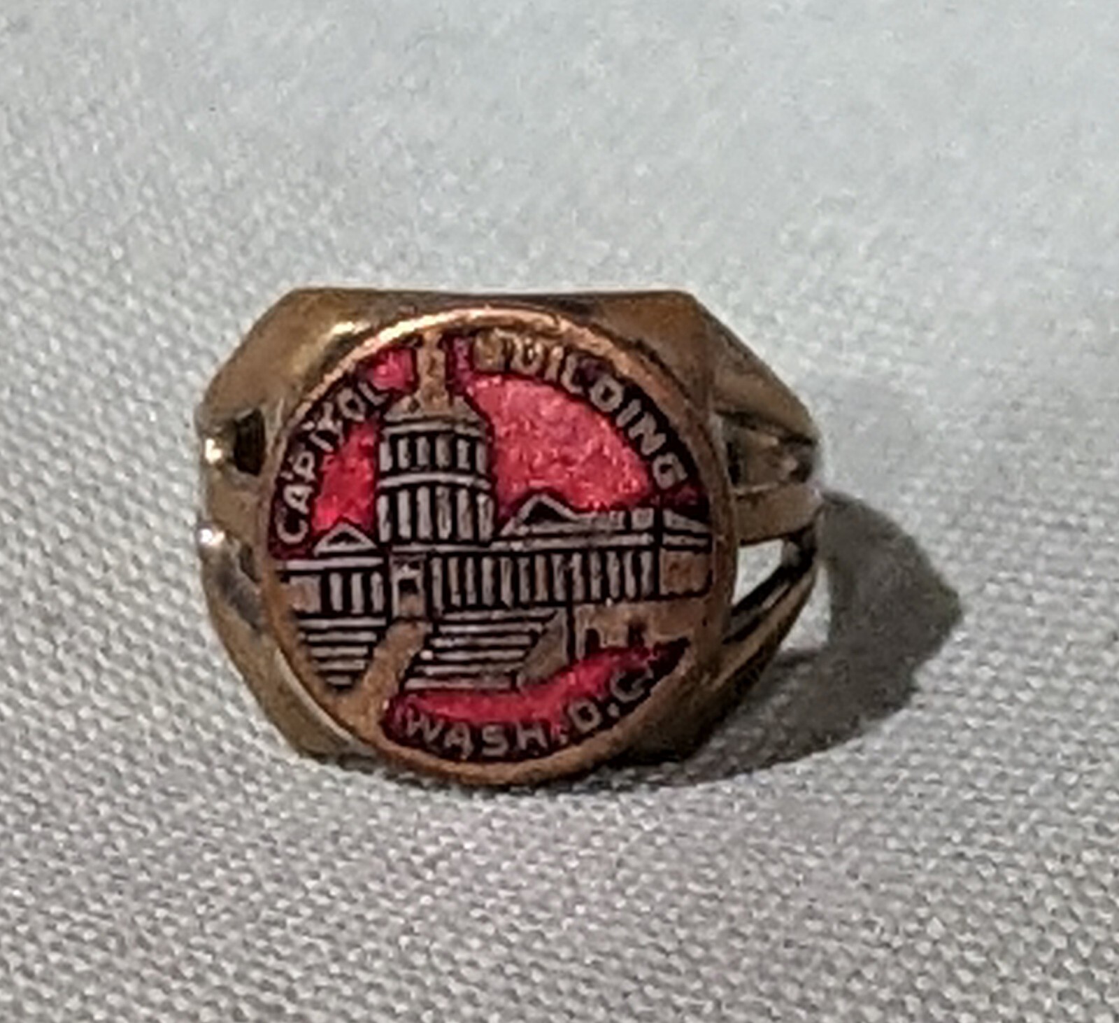 ANTIQUE CAPITAL BUILDING WASHINGTON DC RING 1940S