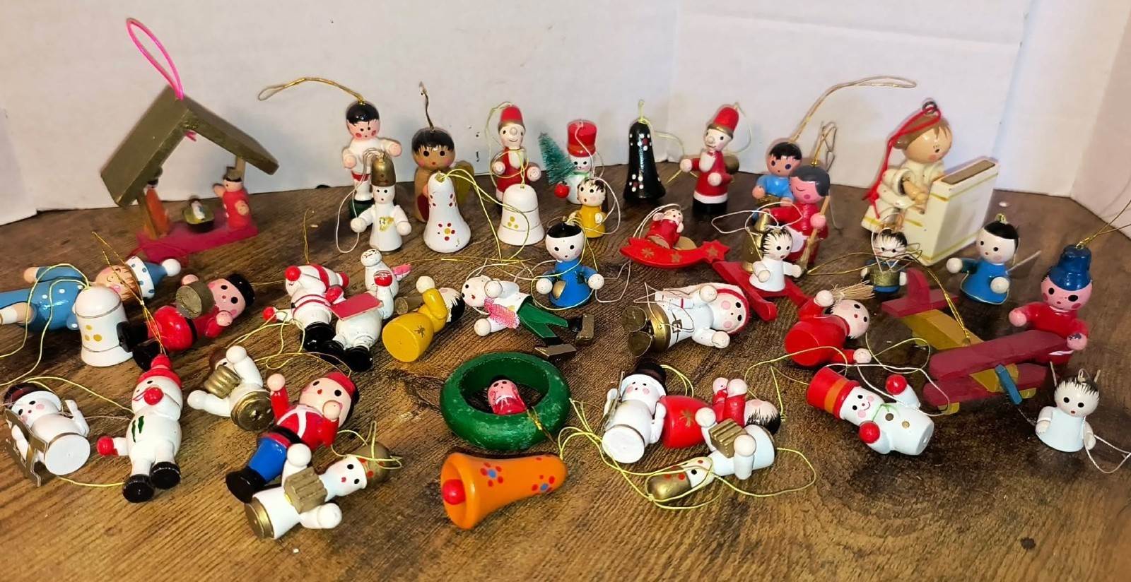 35+ VINTAGE MINI WOODEN CHRISTMAS ORNAMENTS/ Hand Painted 1.5\