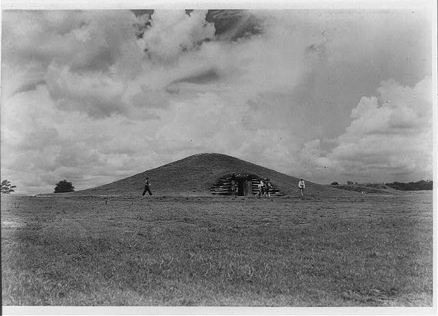 Photo:Ocmulgee National Monument Macon Georgia 1941 Restored Earth Lodge