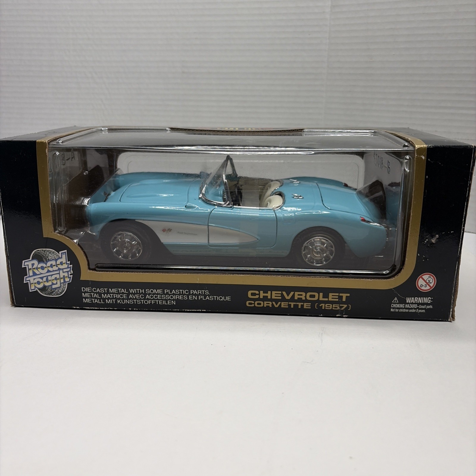 Road Tough Chevrolet Corvette 1957 Model Car 1:18 Scale Vintage New In Box