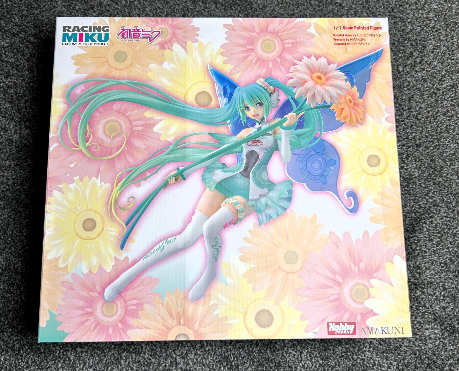 NEW - Amakuni 2017 Racing Hatsune Miku Good Smile Company Figure - US SELLER