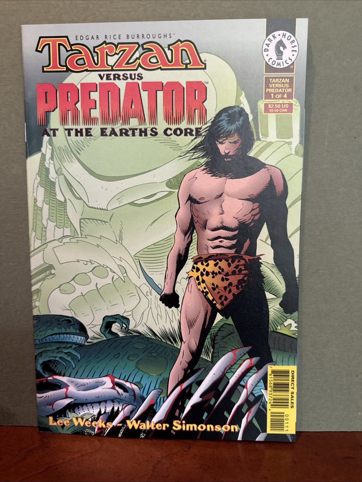 Tarzan Versus Predator At The Earth\'s Core #1 of 4 Comic  7.5