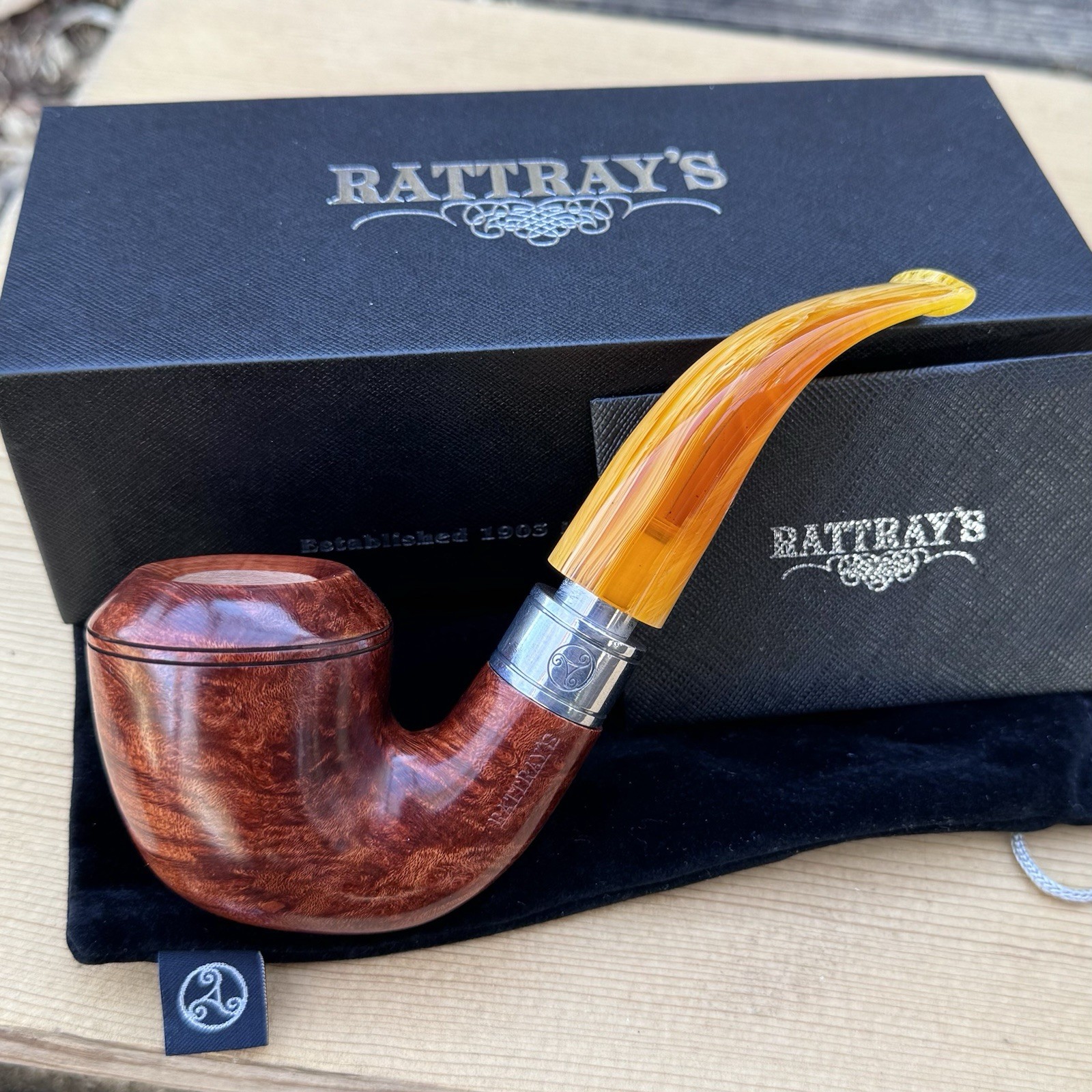 Rattray\'s Monarch Yellow Smooth Terracotta Bent Rhodesian (15) 9mm Filter Pipe
