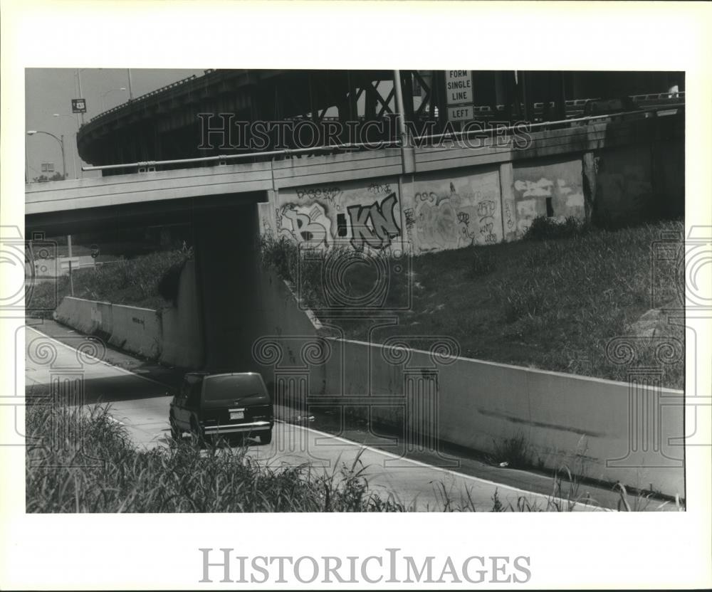 1991 Press Photo Northbound exit of the Interstate-10 to Carrollton Avenue