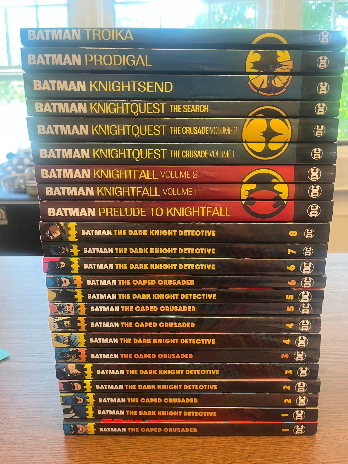 HUGE Batman TPB Lot 23 Volumes Full Run Caped Crusader, Dark Knight Detective