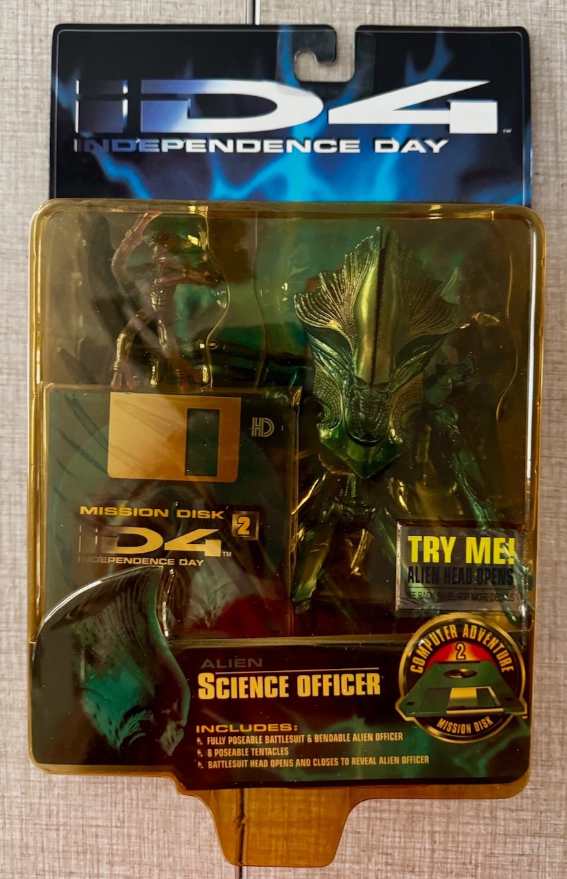 ID4 Independence Day ALIEN SCIENCE OFFICER Mint Unopened Trendmasters 1996