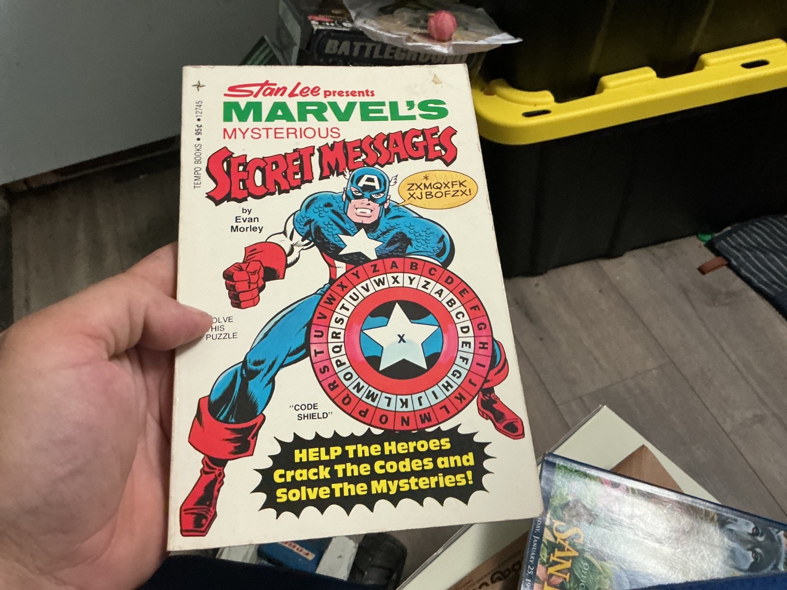 Tempo Books Marvel's Mysterious Secret Messages UNUSED