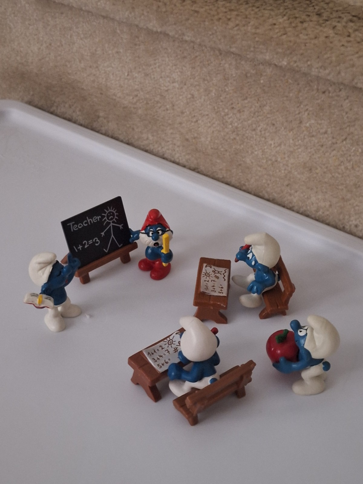 Vtg 80\'s Super Smurfs Lot of 5  -Teachers, Students, 2 Desk. ChalkBoard, & Apple