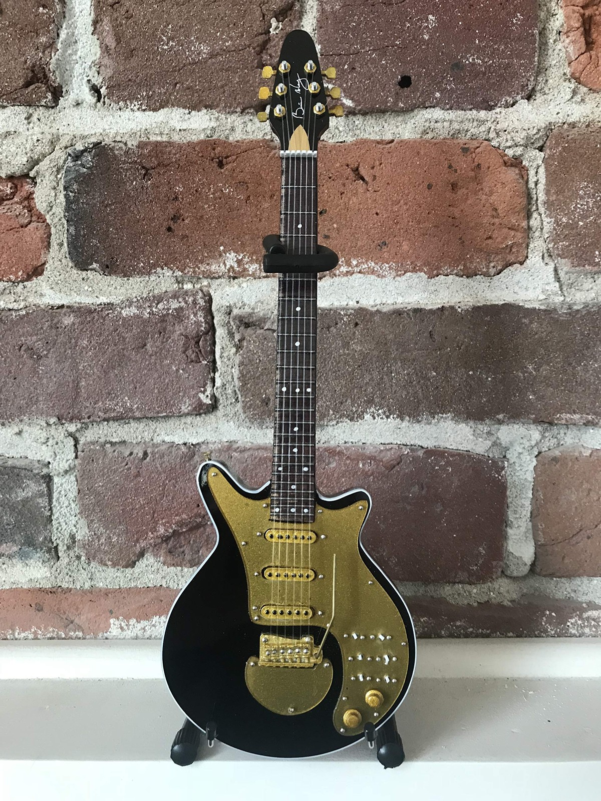 miniature - not playable instruments FanMerch Queen Brian May Signature Guitar