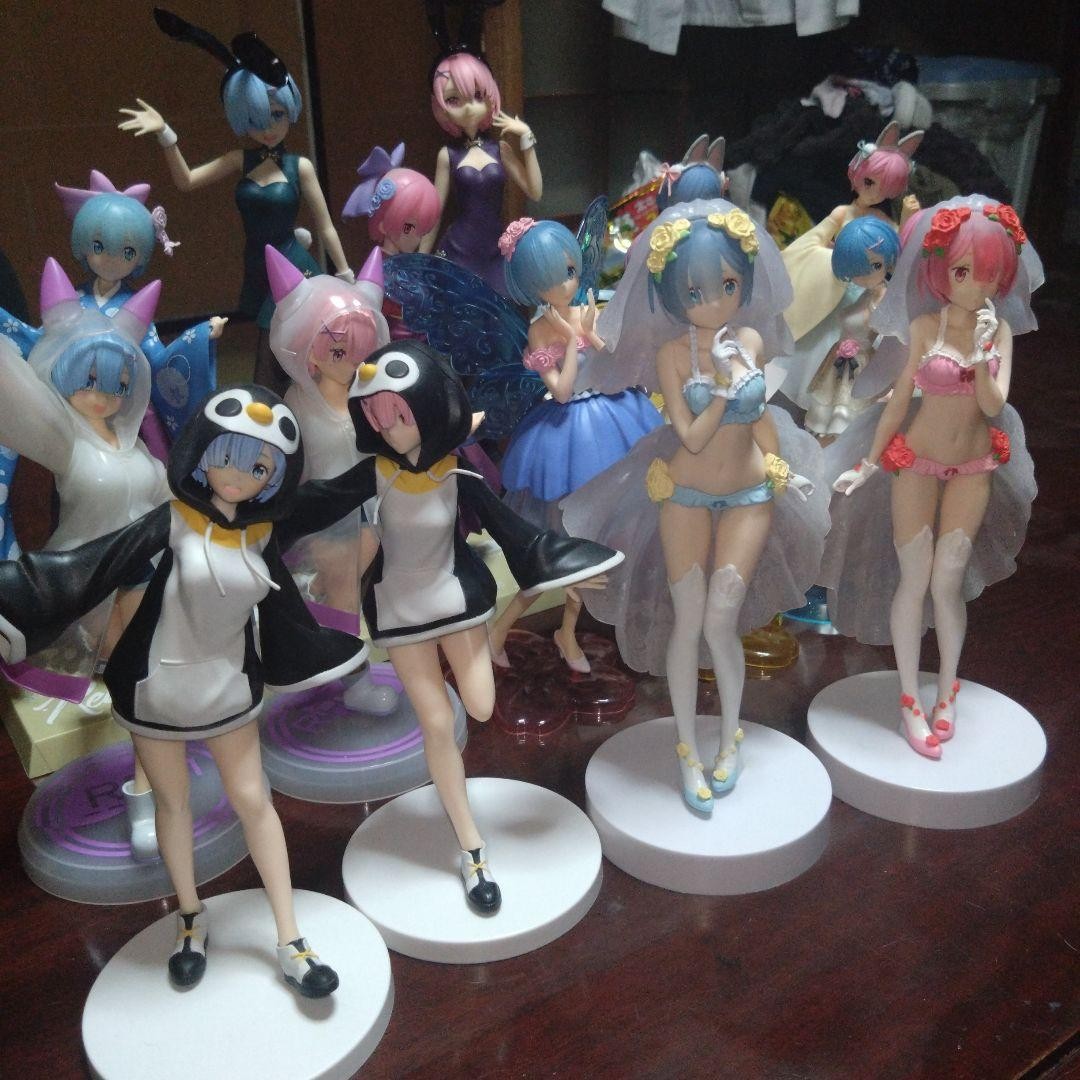 Re:Zero Figure Set 16 Piece Rem Ram Figures Used Authentic Limited Collectible