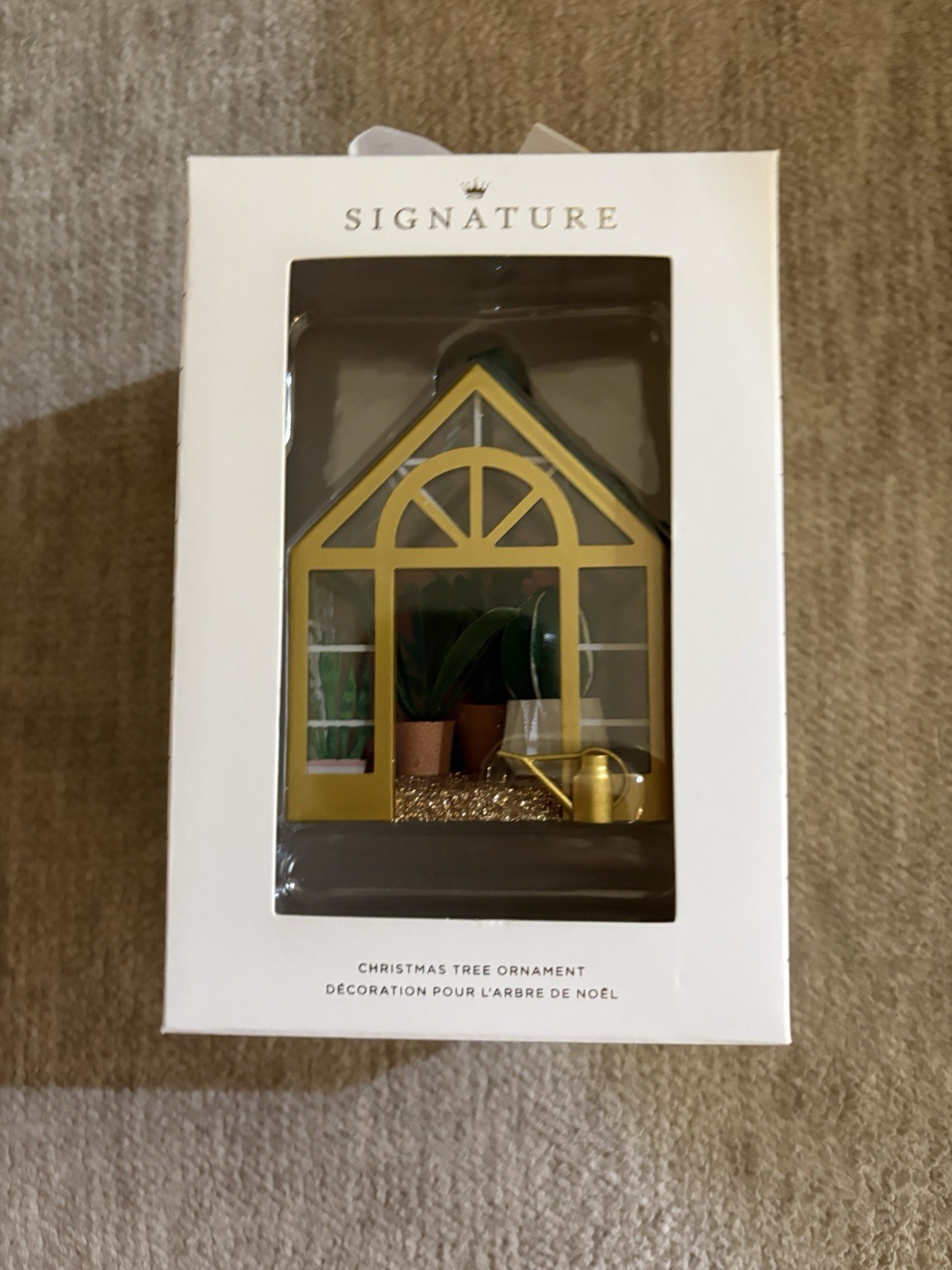 Hallmark Signature \