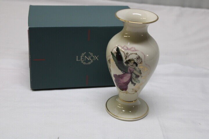 Vintage Lenox Fine Ivory China Glorious Angel Vase 1997