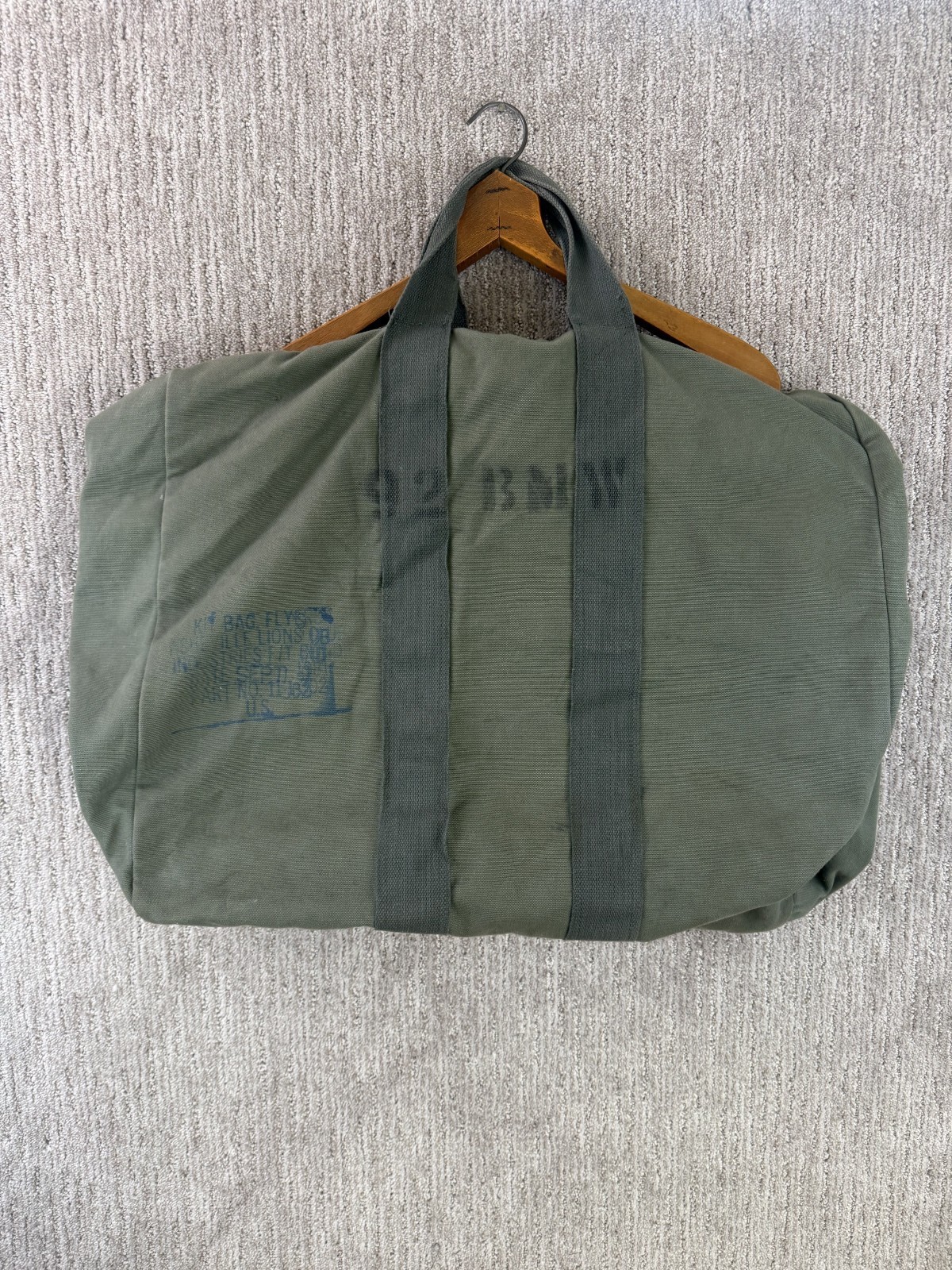 Vintage US Military Flyers Kit Bag 92nd Bomb Wing  Stencil OD Green Duffel USAF