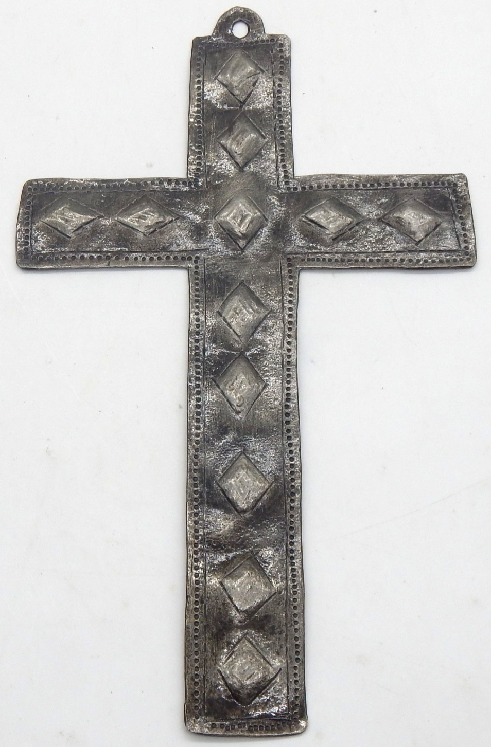 Vintage Metal Cross Artisan Made Rustic Diamond Pattern Religious 8.5