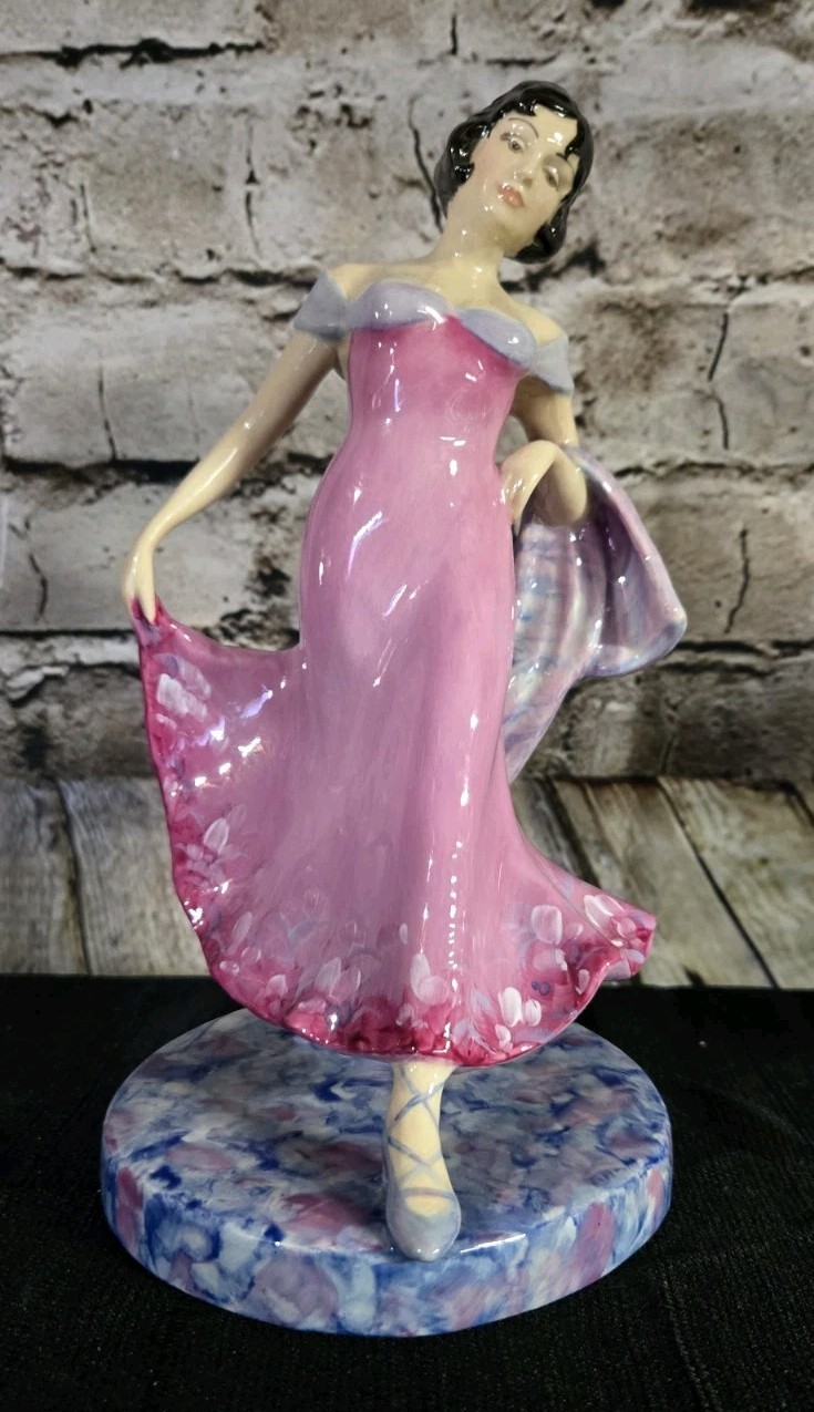 VINTAGE SCULPTURE 