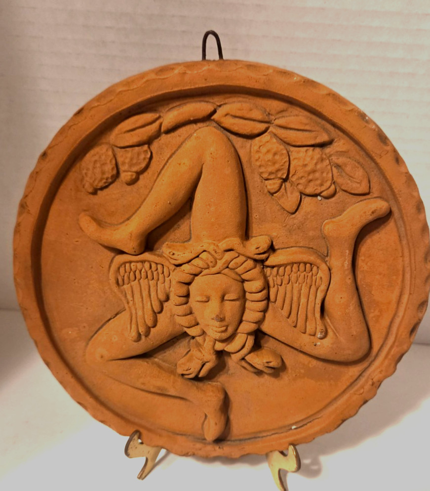 Vitg Sicilian Trinacria Wall Plaque 3 Leg Medusa Clay Fruit Italy Hand Made 7