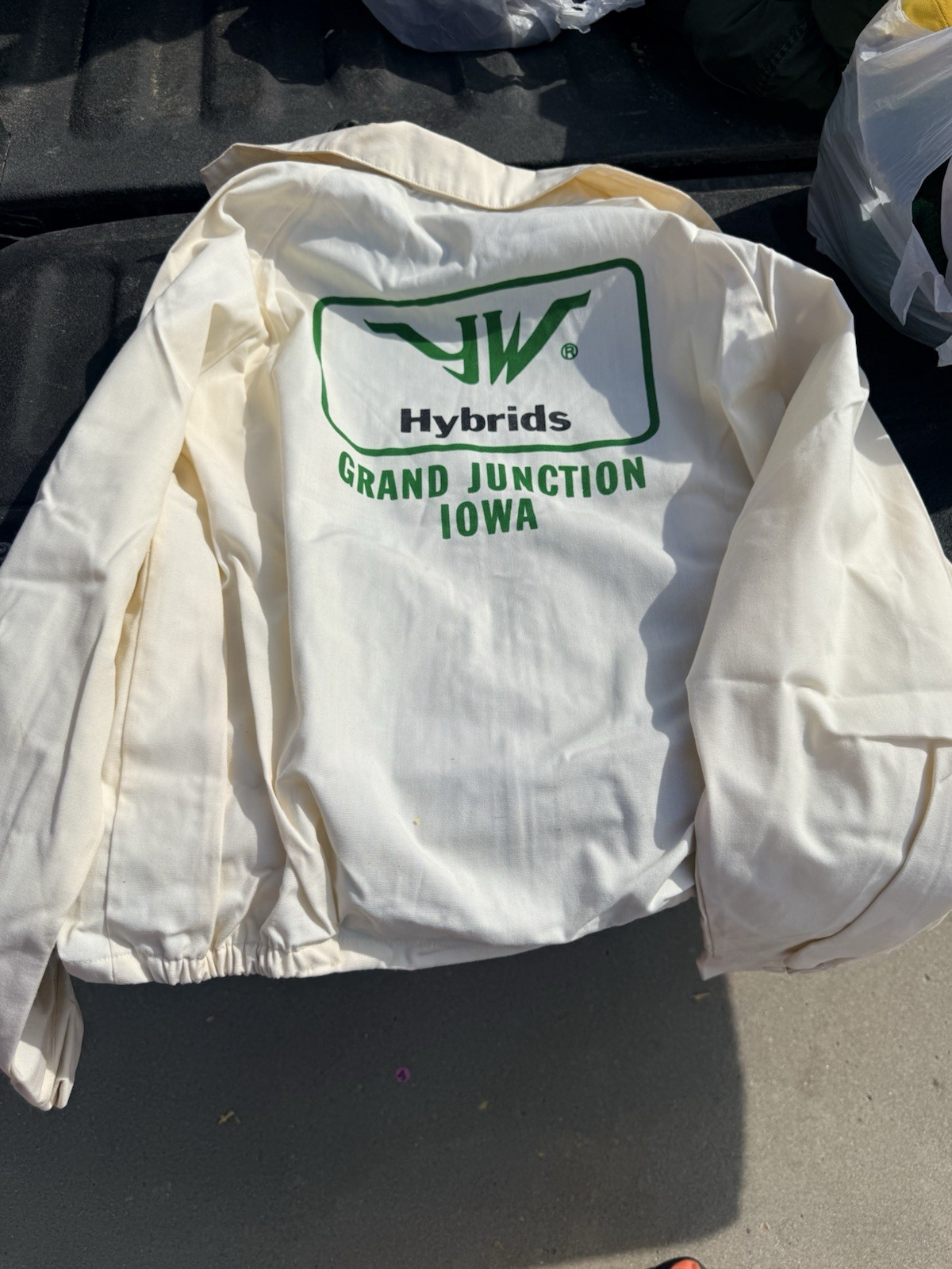 Vintage JW Hybrids Seed Corn Jacket Collegiate Pacific XL Grand Junction Iowa