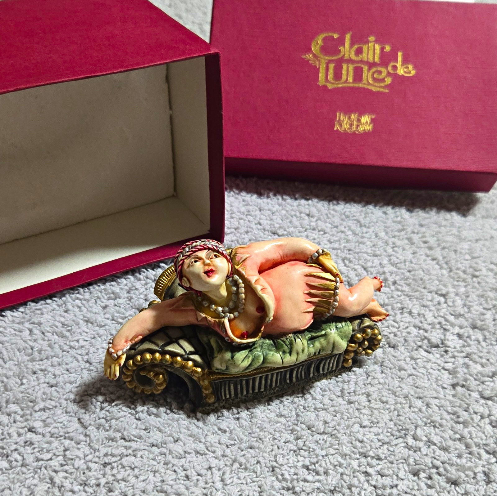 Clair de Lune Mme. Kiki Handmade Trinket Box Figurine Limited Edition A/P 2500
