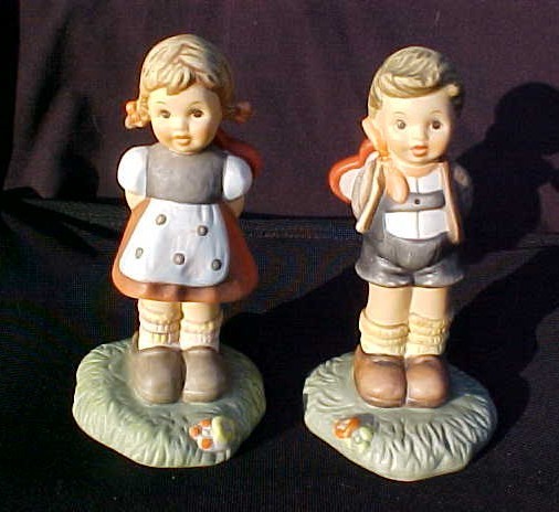 BERTHA HUMMEL - FOR THE ONE I LOVE & YOU\'VE STOLEN MY HEART - Girl/Boy FIGURINES