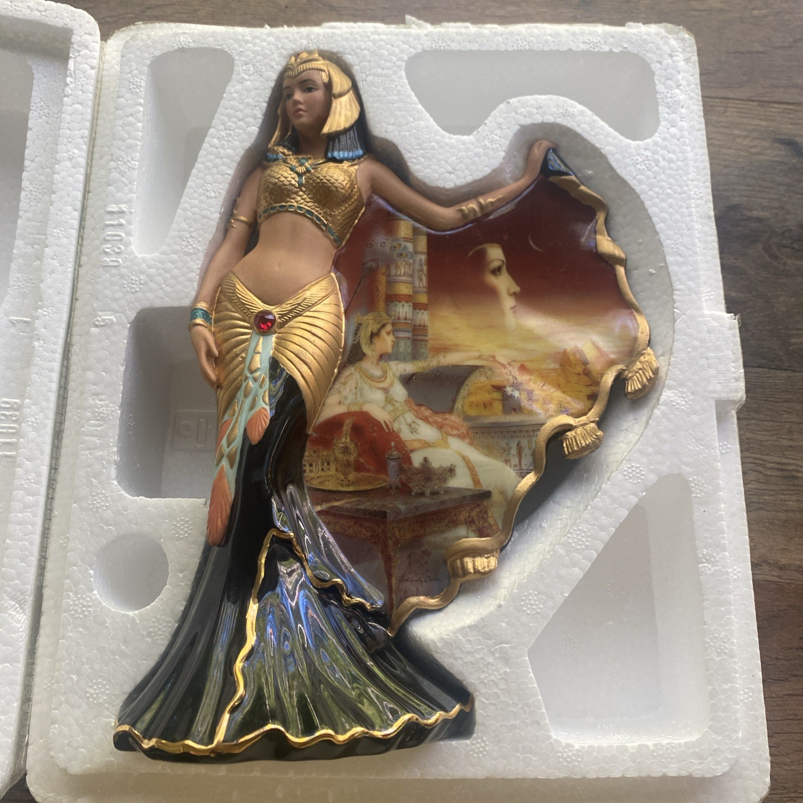 2009 BRADFORD EXCHANGE “CLEOPATRA” GODDESS OF THE NILE COLLECTION A0072
