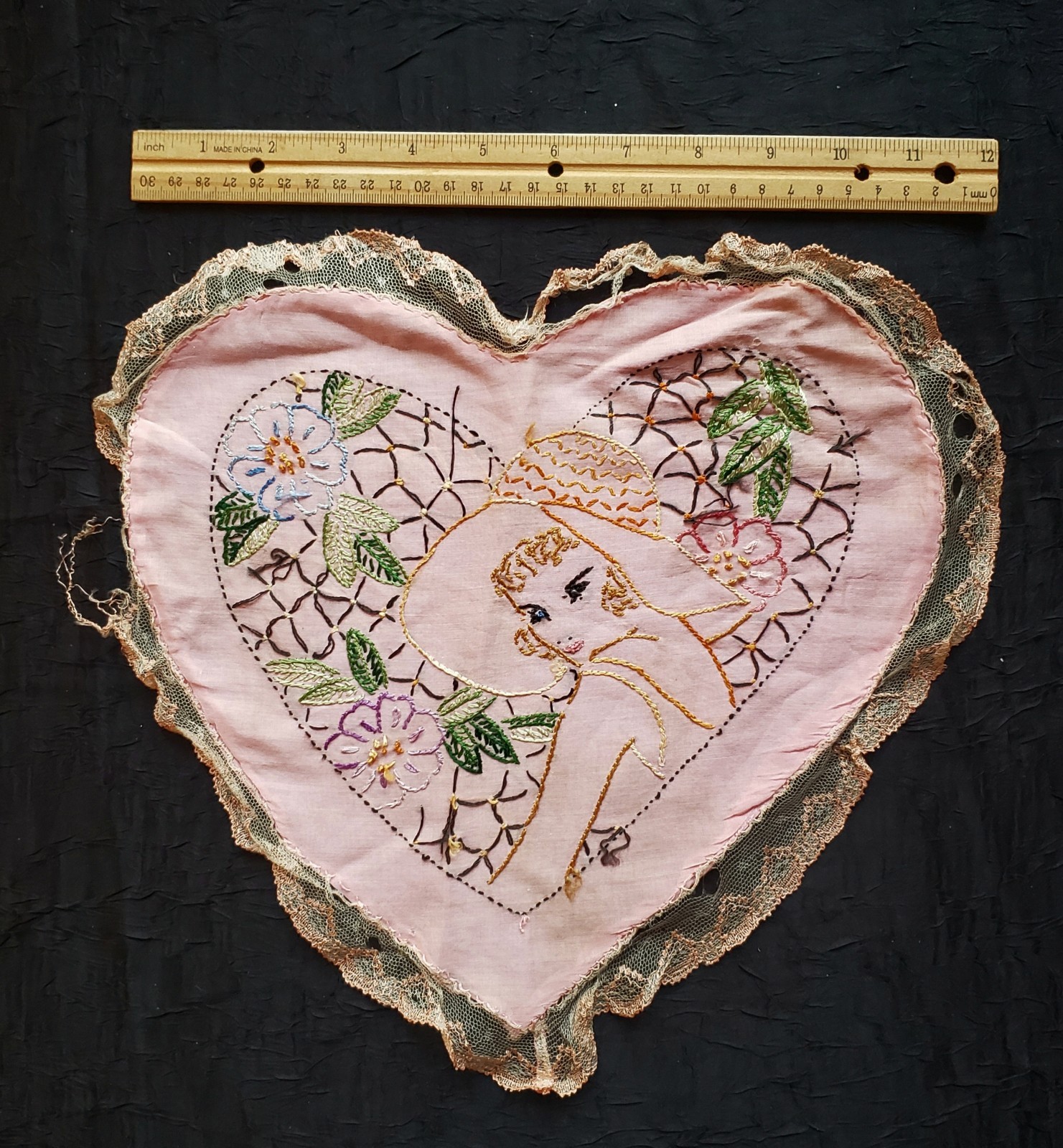  Antique 1920s-30s Heart Embroidered Lace Handmade Doilly Applique Boudoir 12\