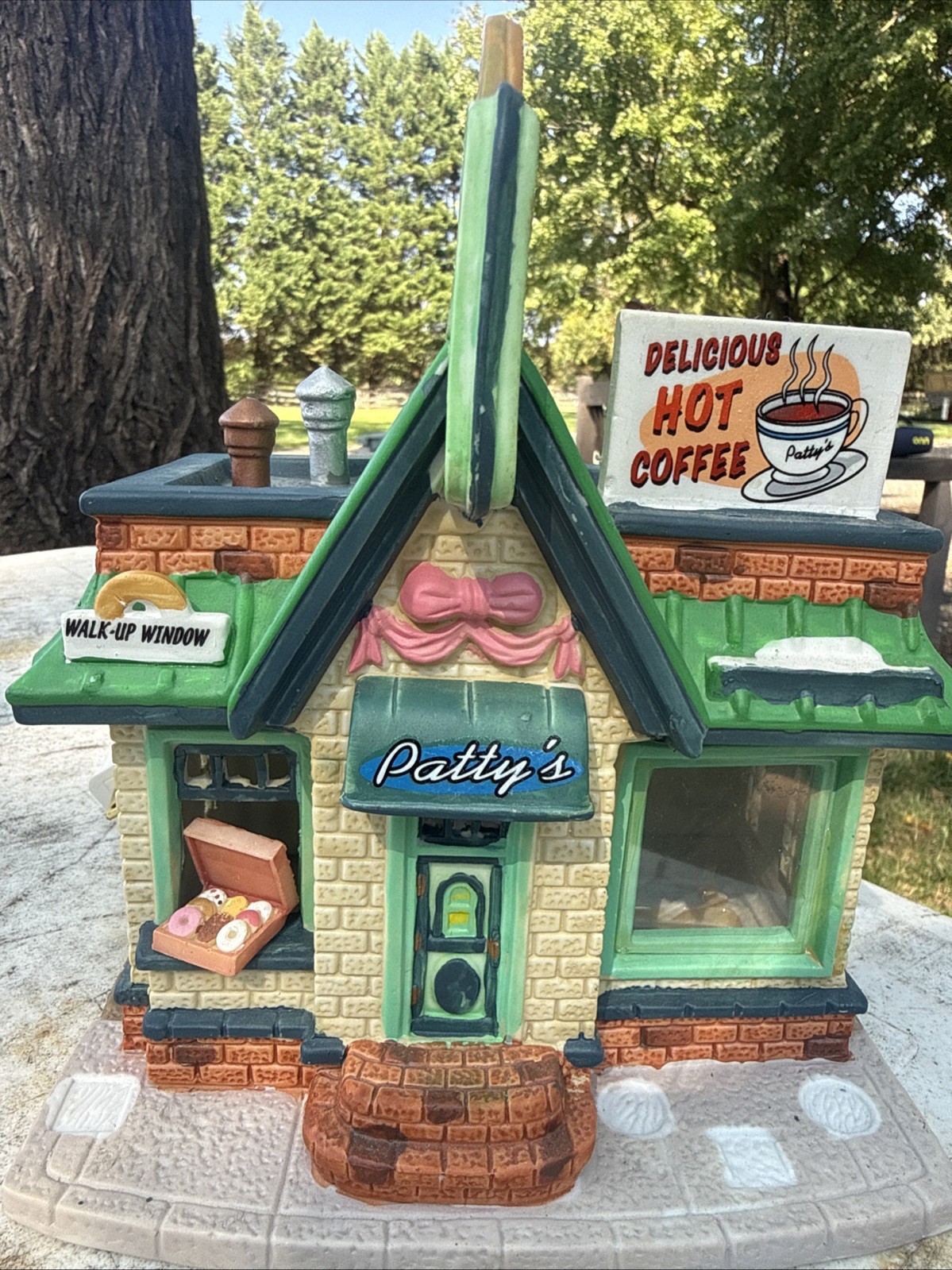 Lemax Vail Village - Patty's Donuts