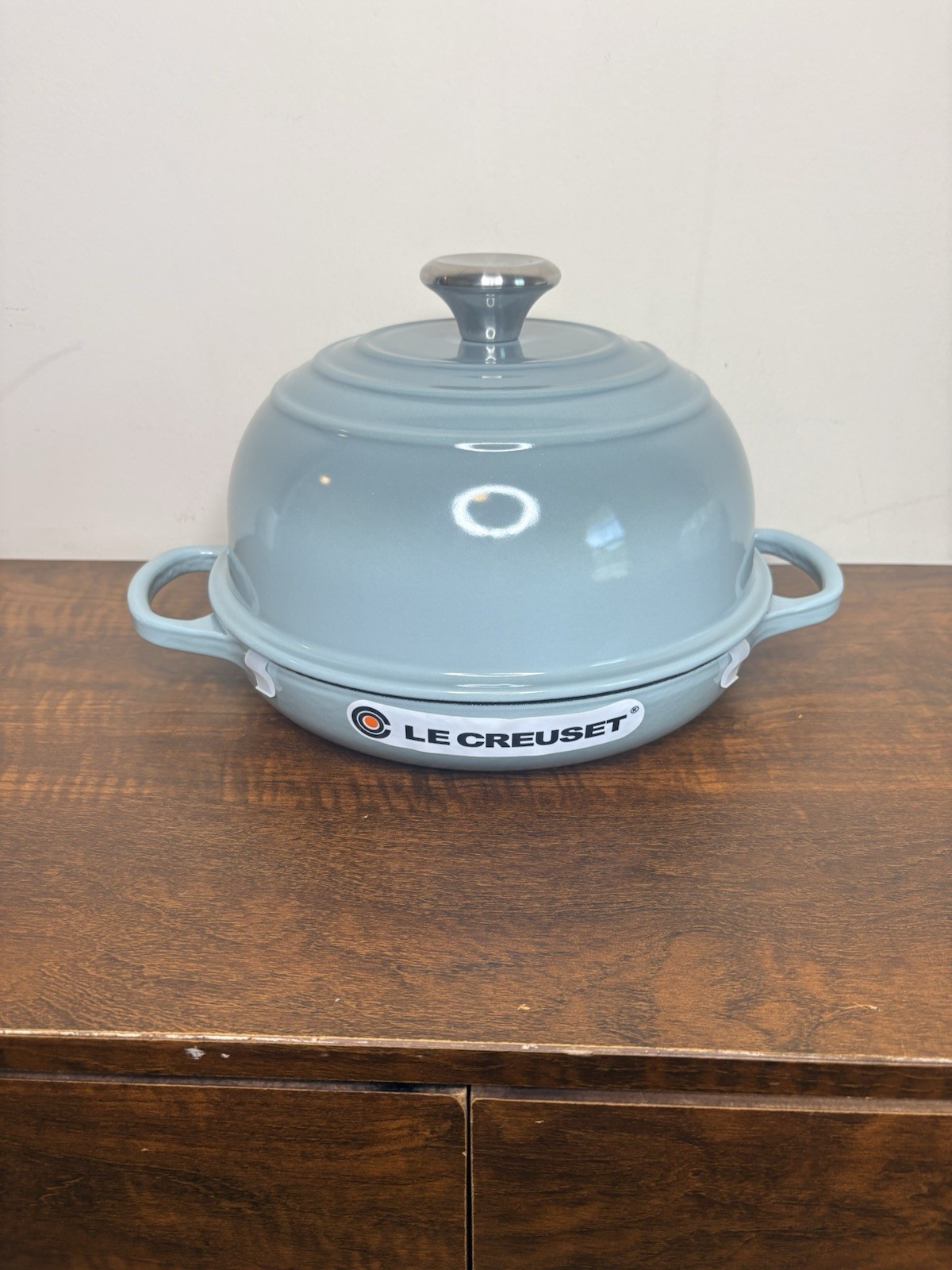 Le Creuset Signature Bread Oven 1.75 Qt Sea Salt *Flaws *Read Use Bottom Only?