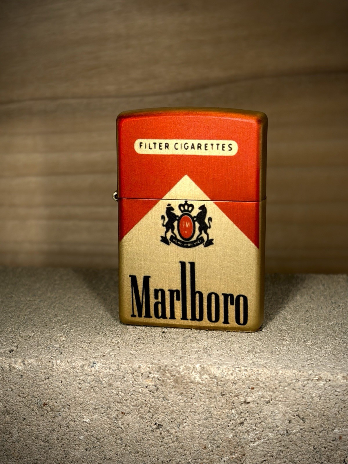 Custom Gold Vintage Inspire Collectible EDC Marlboro Wind Proof Lighter