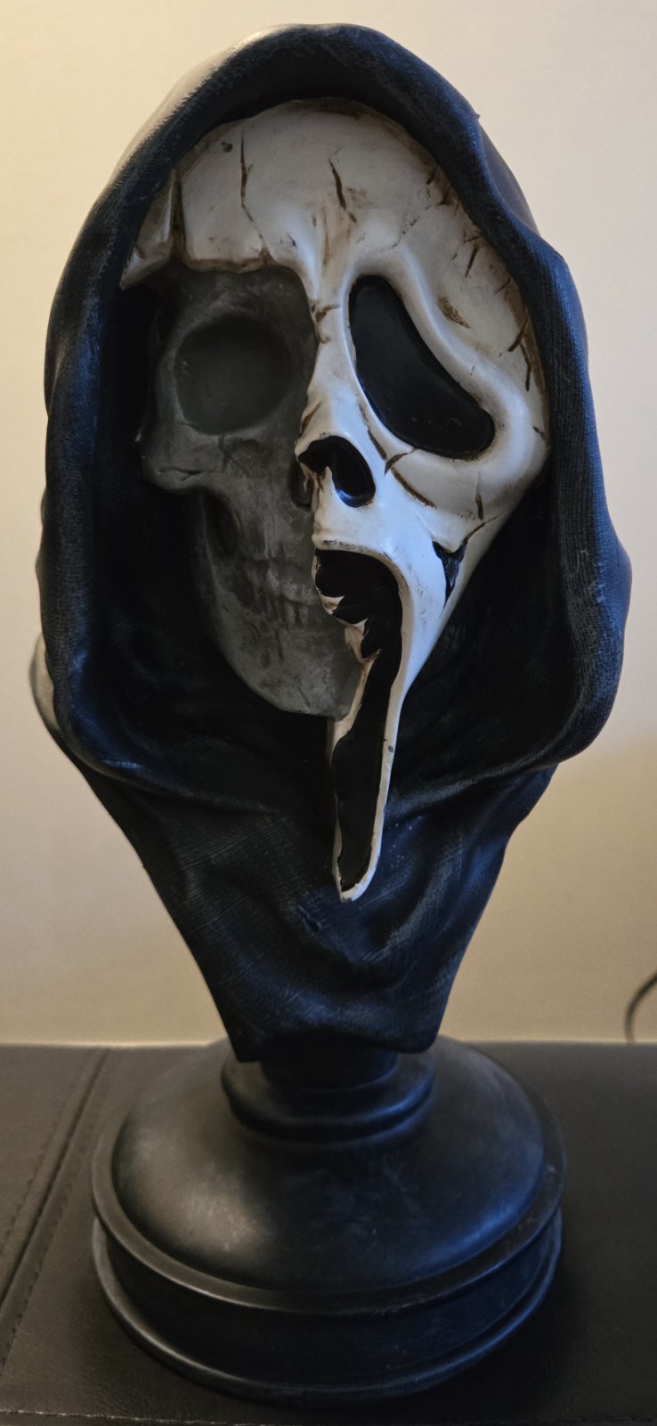 2026 Spirit Halloween Ghostface Skull Scream Bust Statue NEW VHTF