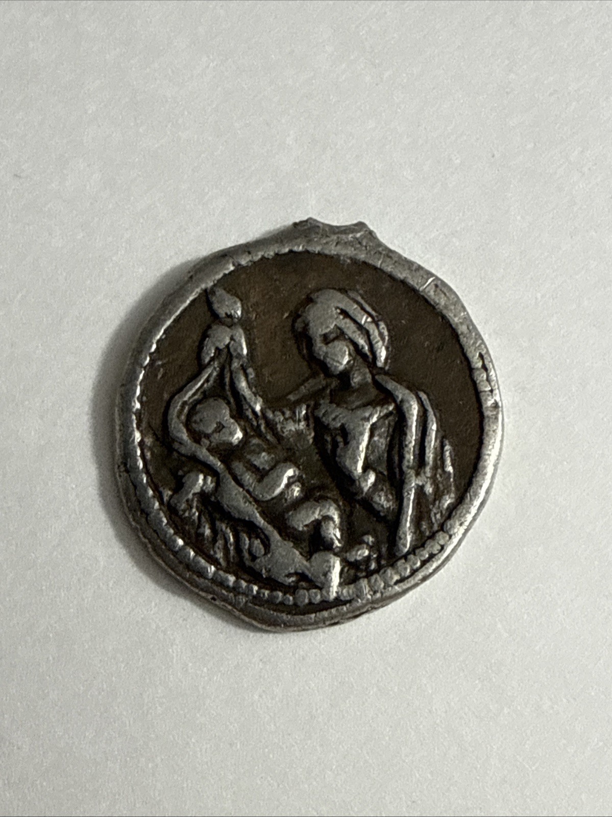 VINTAGE CEASAR AGUSTUS MARY RELIGIOUS PENDANT MEDAL COIN