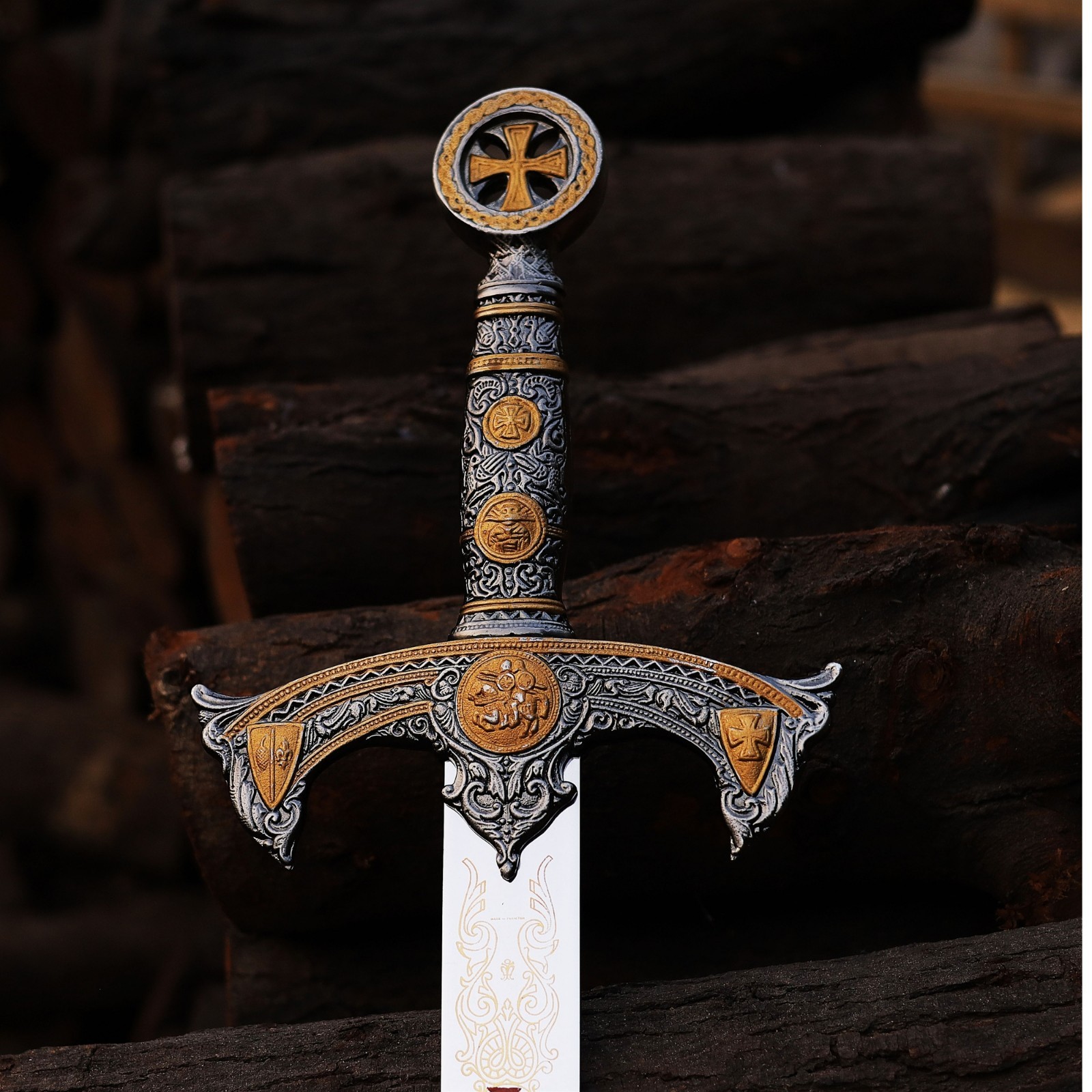 Handmade Templar Knights Sacred Holy Longsword Ornate Full Length Steel Sword
