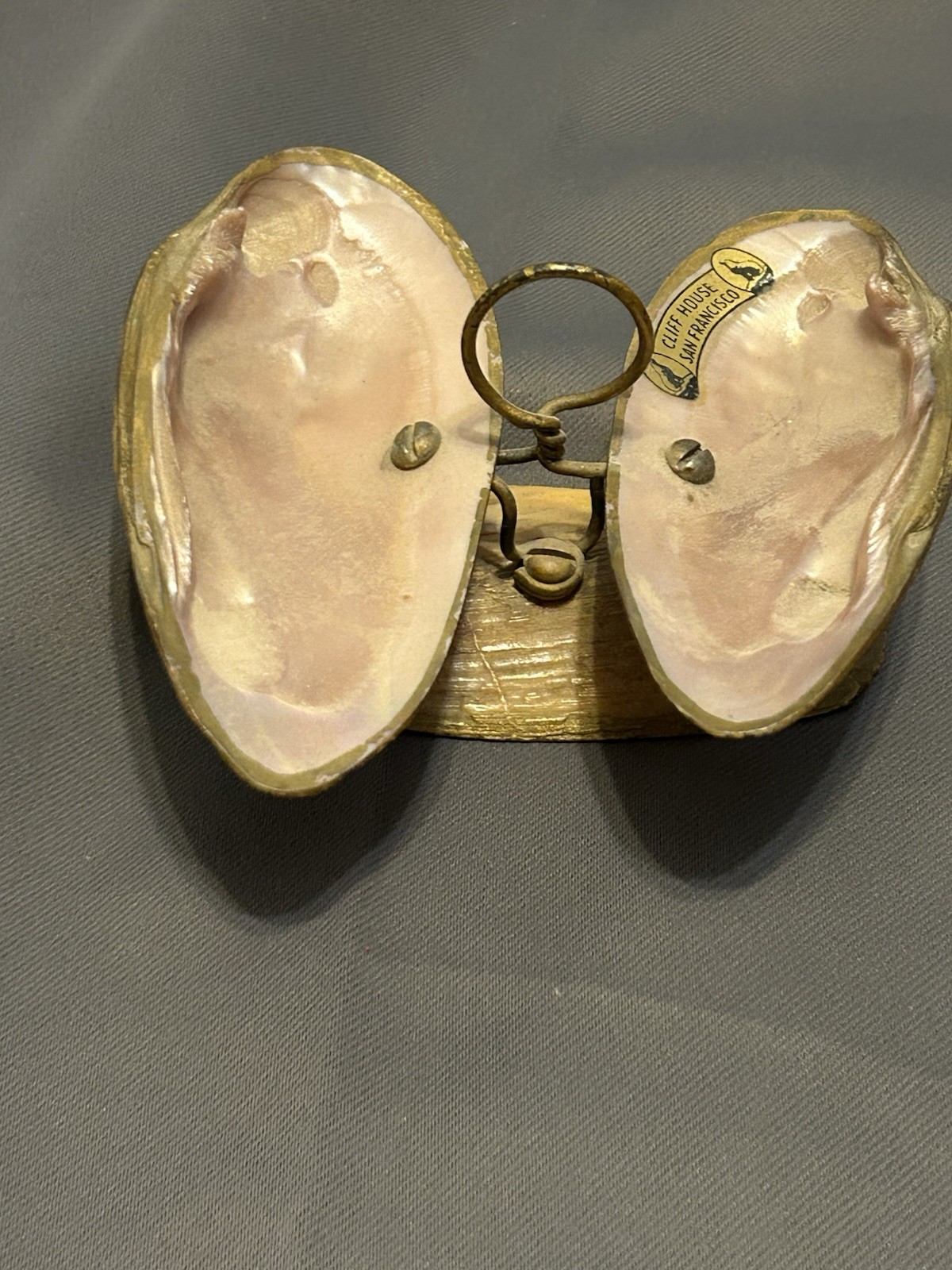 Antique Victorian Palais Royal Mother-of-pearl Clam Shell Trinket Dish