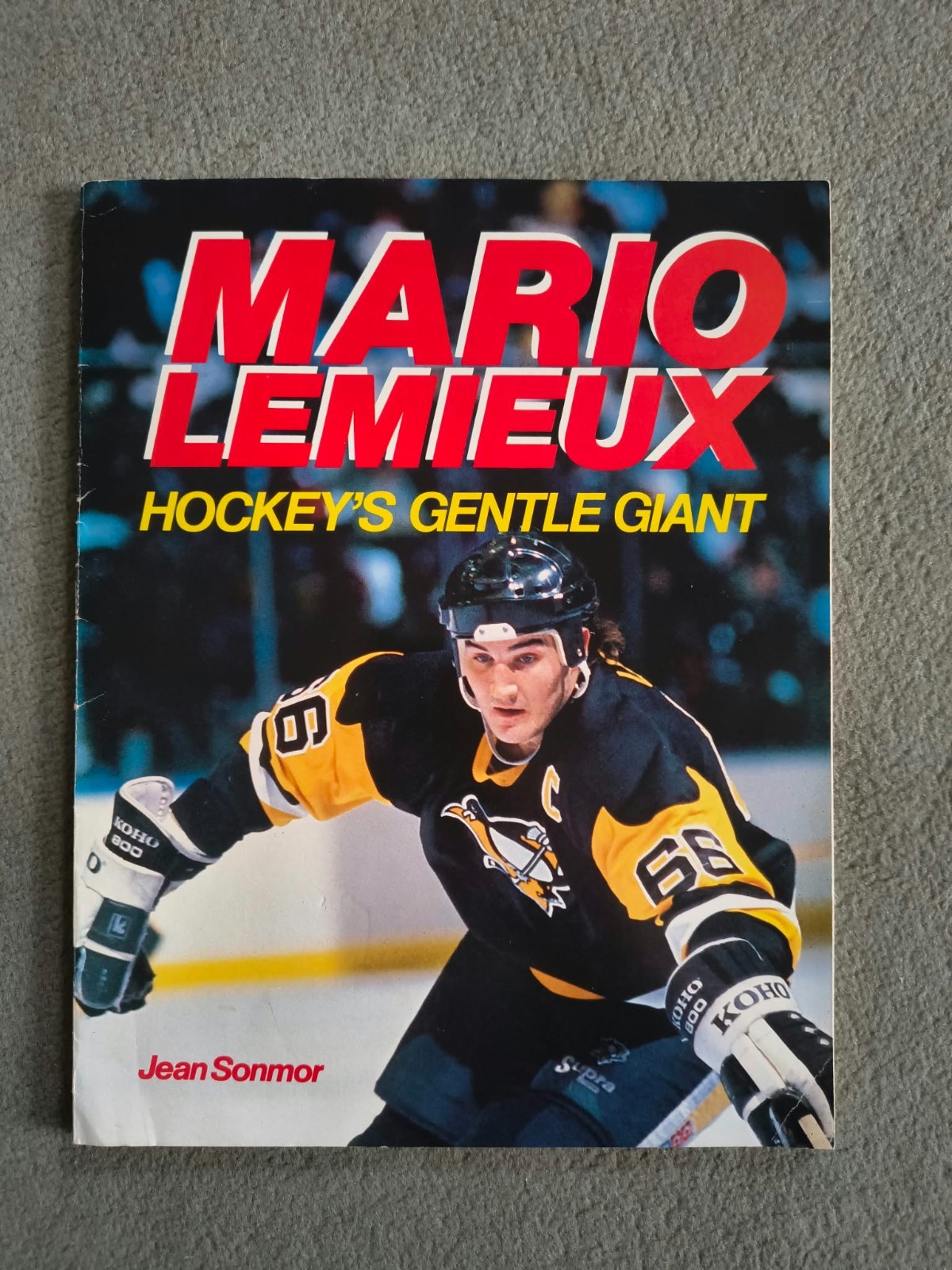 Mario Lemieux Hand Signed Canada Photo Magazine 90s VERY RARE