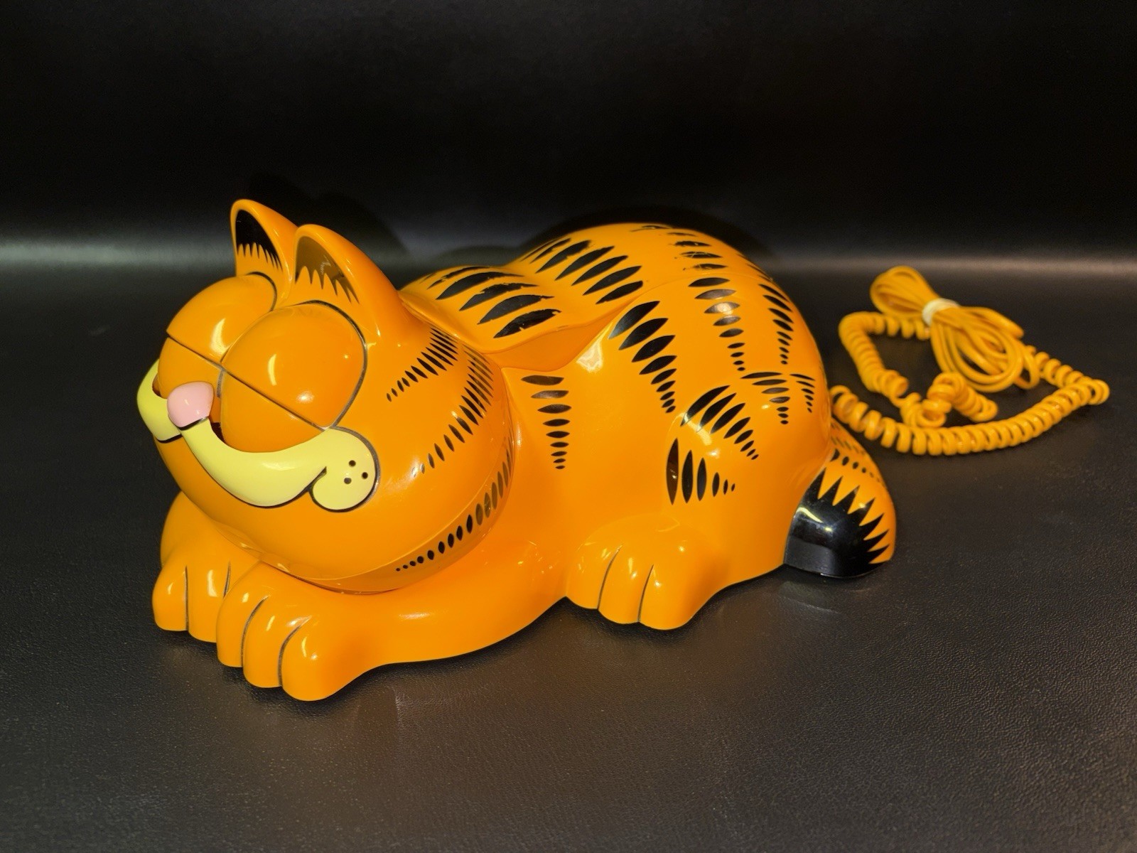 1986 Vintage Garfield Telephone Tyco Phone Landline model 1207 tested and works