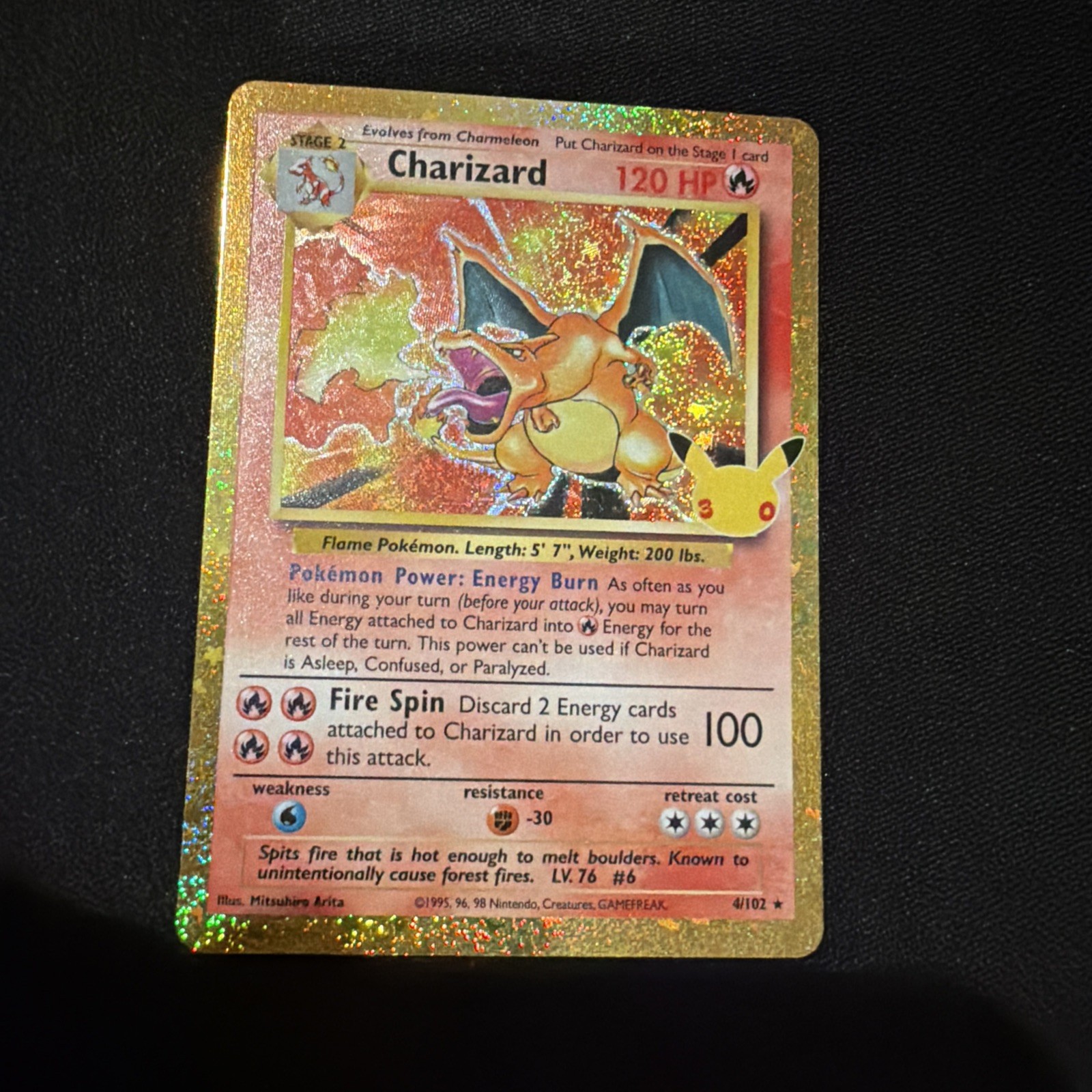 Pokemon 30th anniversary Gold Charizard 4/102 NM