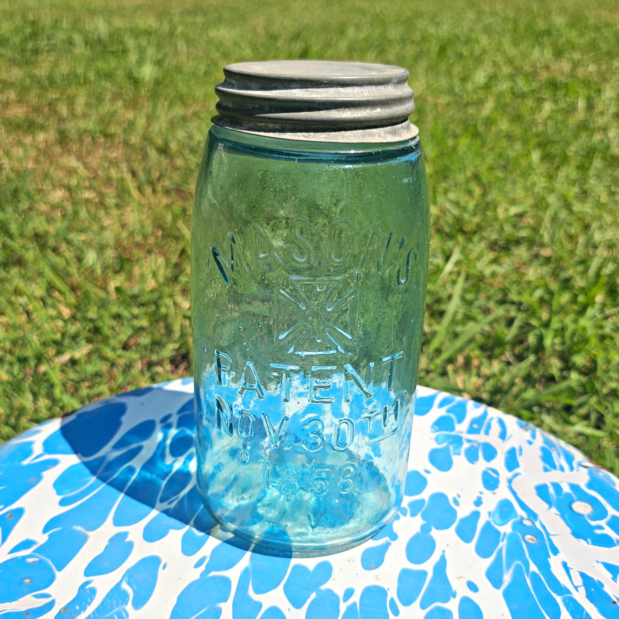 Antique Mason\'s Maltese Cross Blue Quart Jar Embossed MASONS PATENT NOV 30 1858