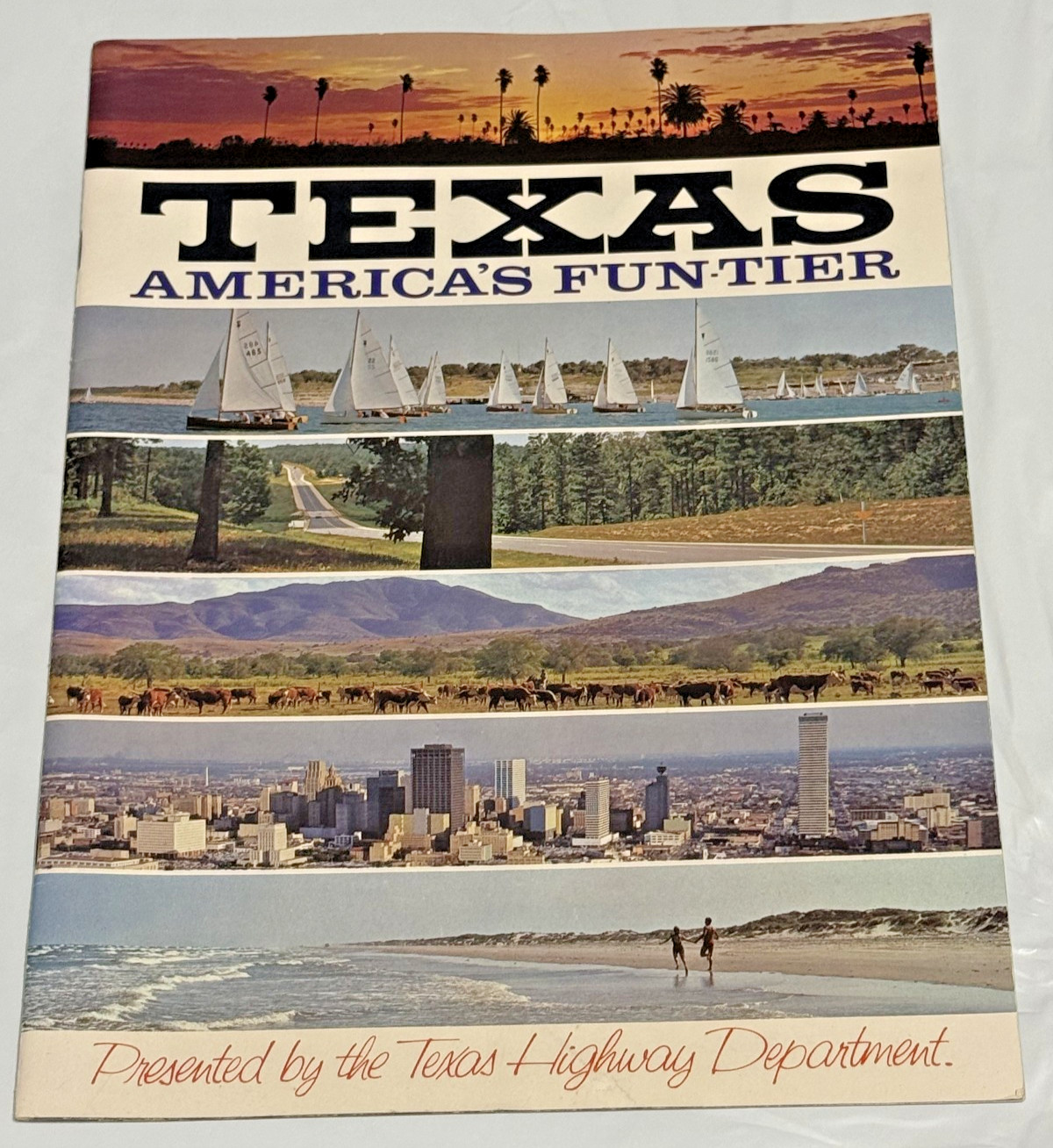 Texas America's Fun-Tier Vintage Brochure Booklet Presented Texas Highway Dept