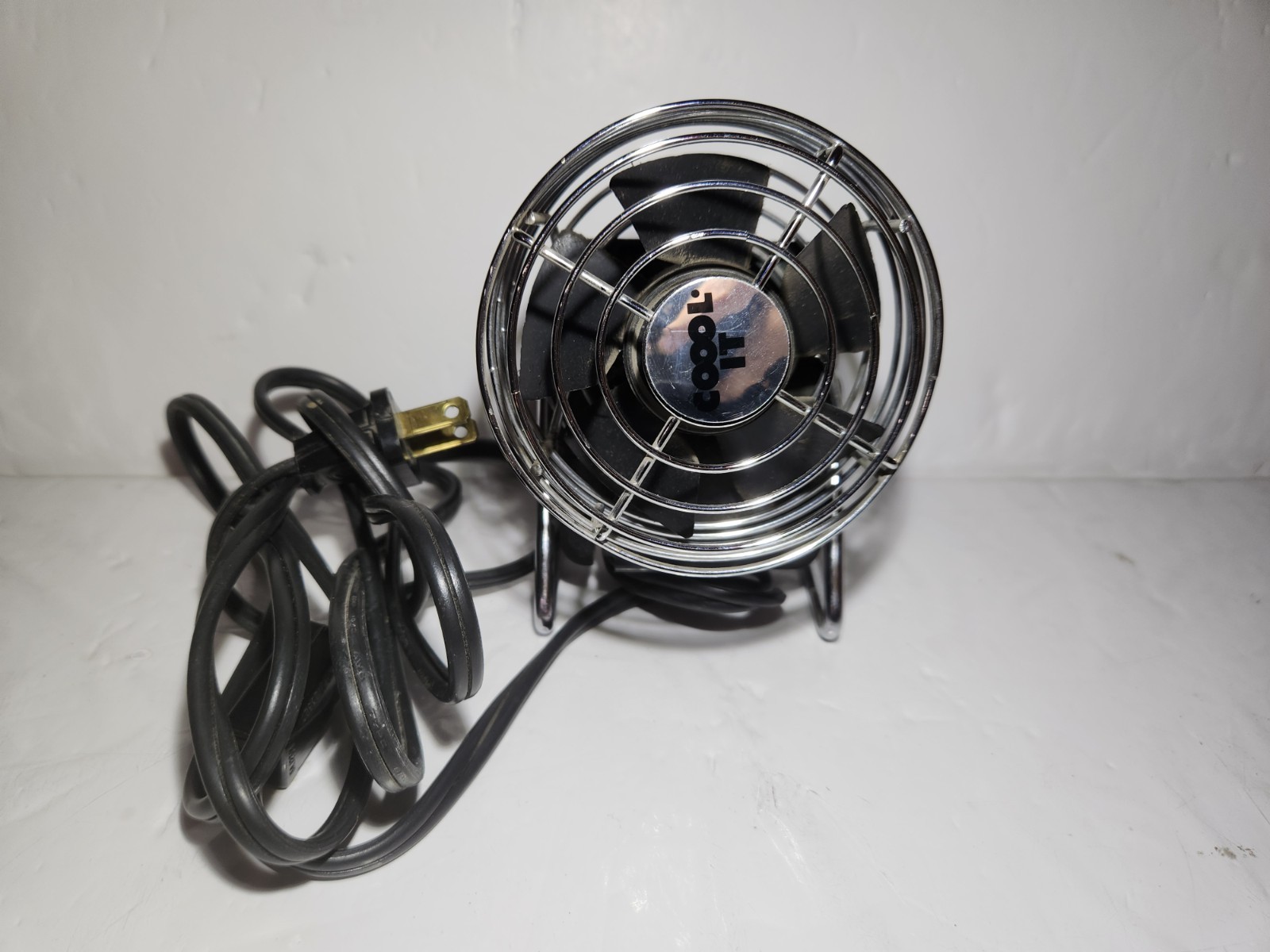 Vintage GOULD Capsule-Coil “Cool It” Desk Fan — Industrial Retro Metal Mini Fan 