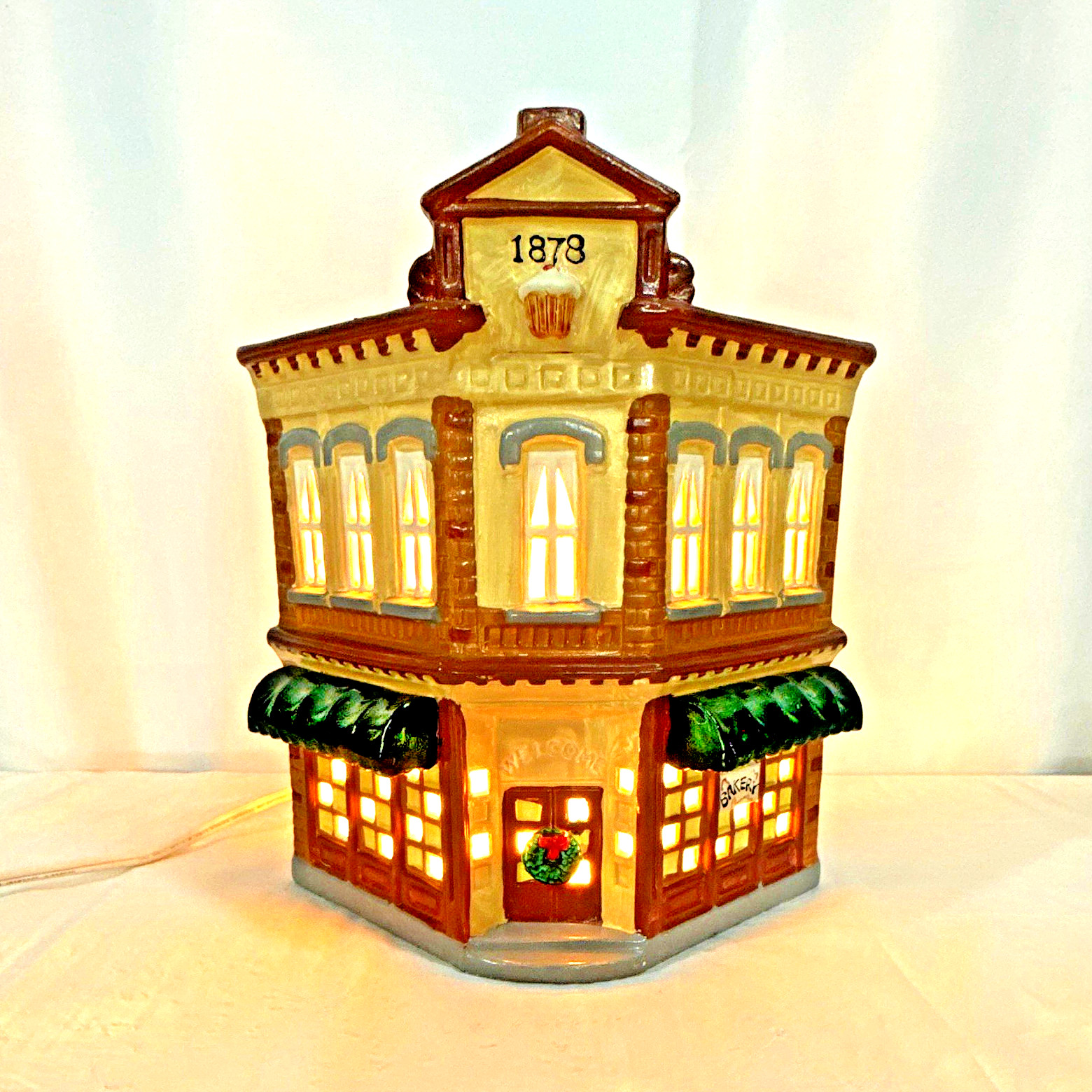 Department 56 The Original Snow Village Bakery 50776 Christmas Village No Box