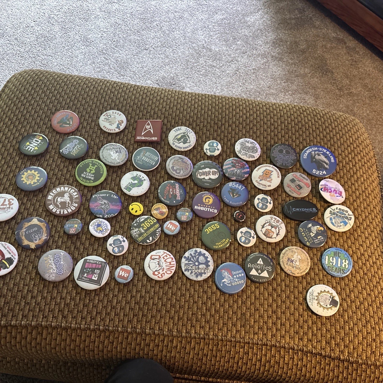 55 Pc Lot Robotics Club Pins Engineering Robots Teams Science Bots Pinbacks