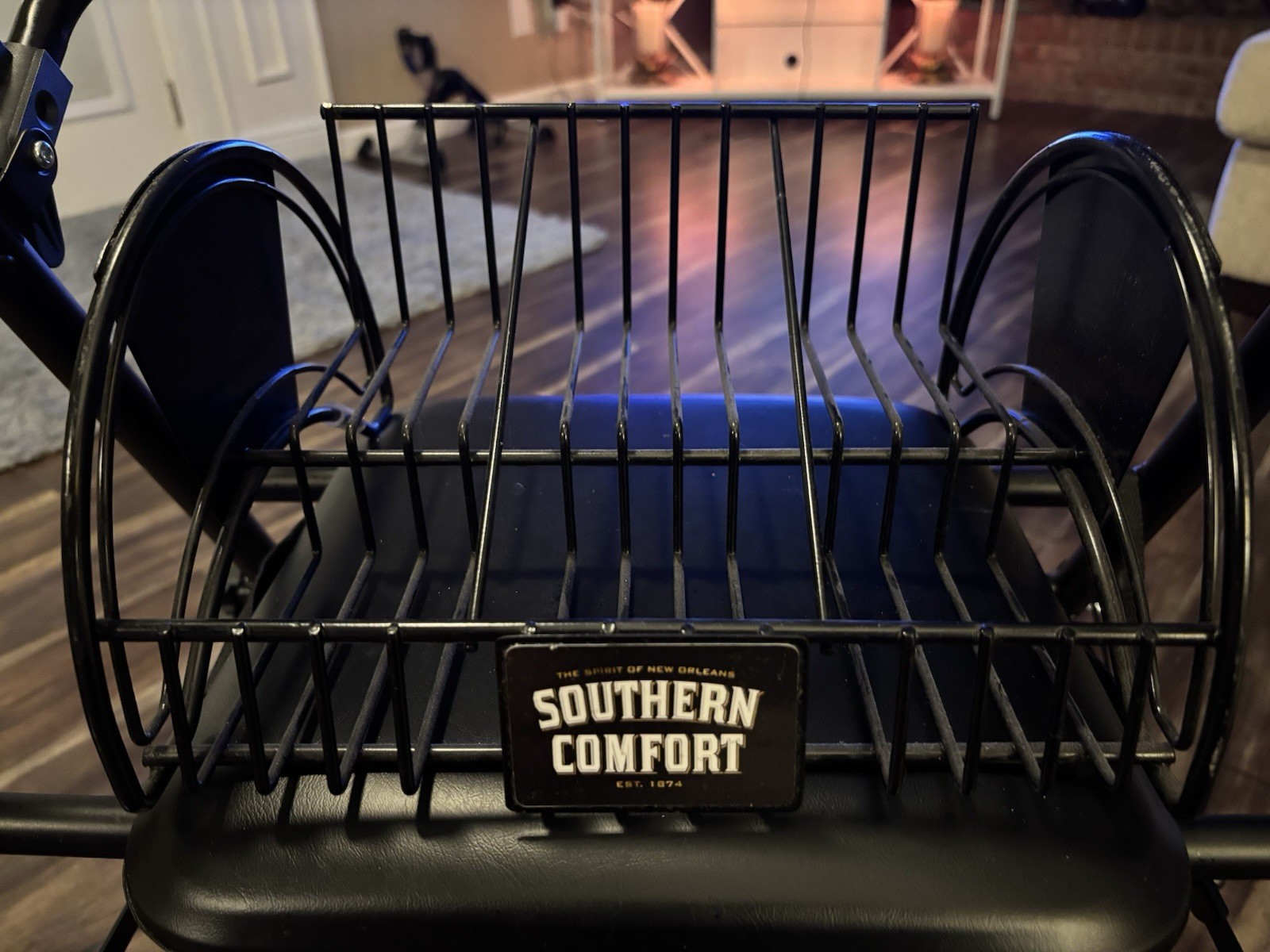 Southern Comfort Whiskey Bourbon Table Counter Top Shot Pint Display Rack
