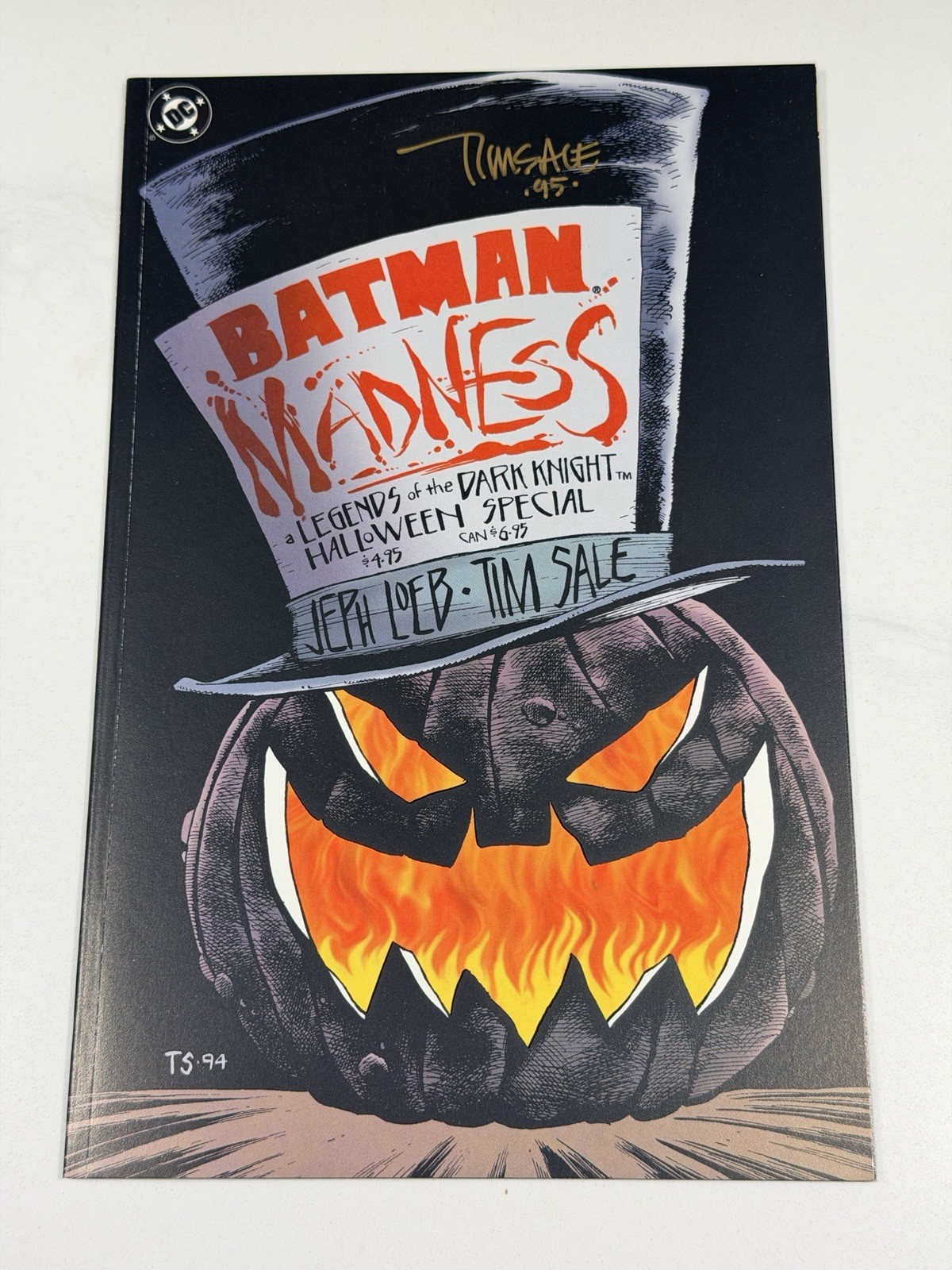 Batman Madness Legends of the Dark Knight Halloween Special Sign Tim Sale