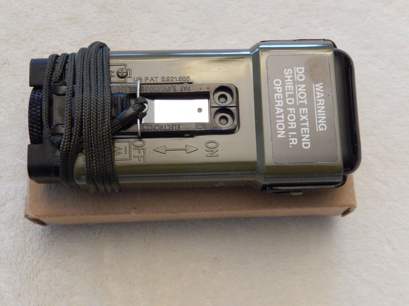Military FEDCAP REHAB SVCS (FRS/MS-2000M)  Light Distress Signal Marker NOS 