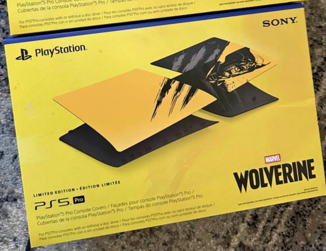 PlayStation 5 Pro Console Cover Wolverine Battle Yellow Limited Edition IN HAND