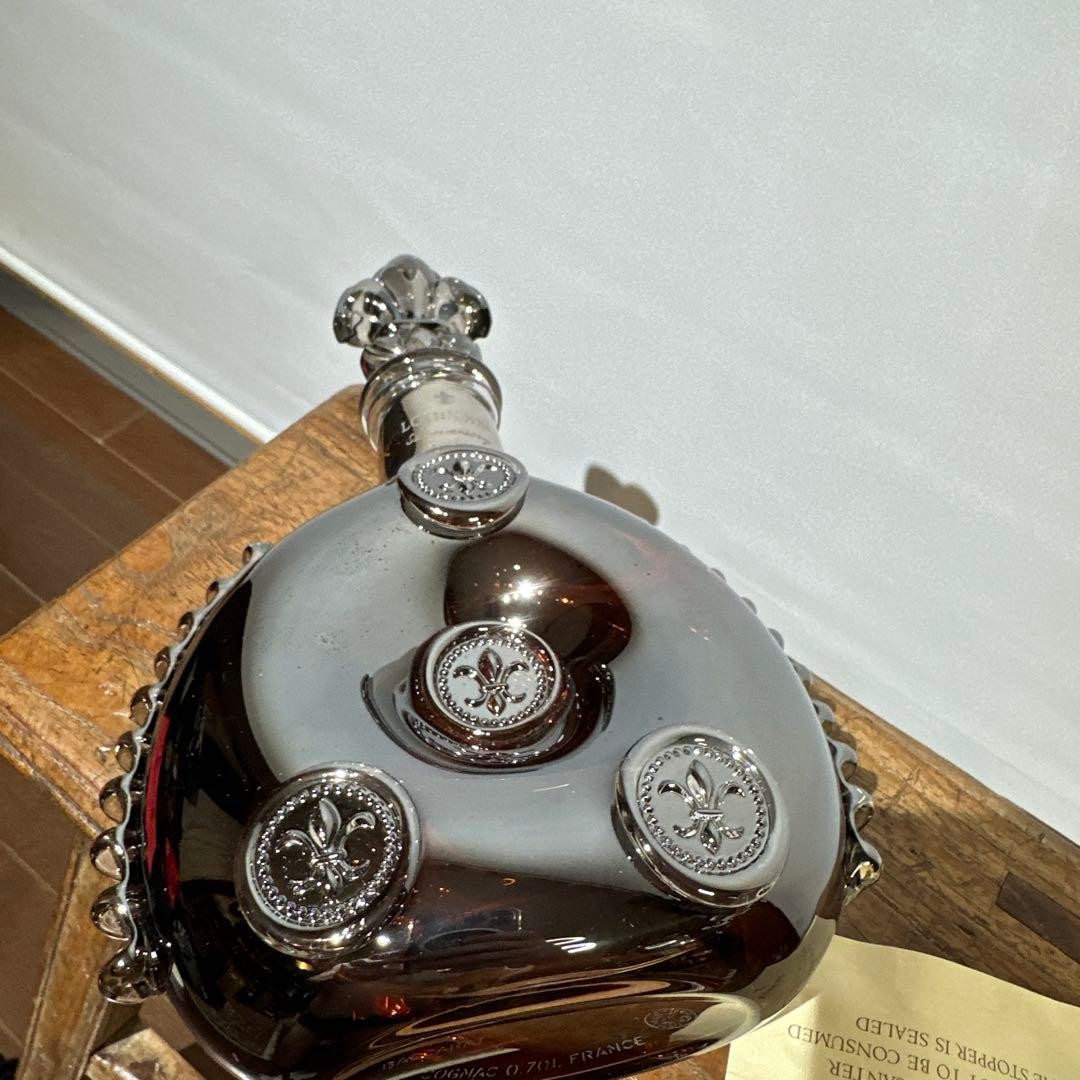 LOUIS XIII Anniversary EDITION Crystal Decanter Collectible Elegant Display
